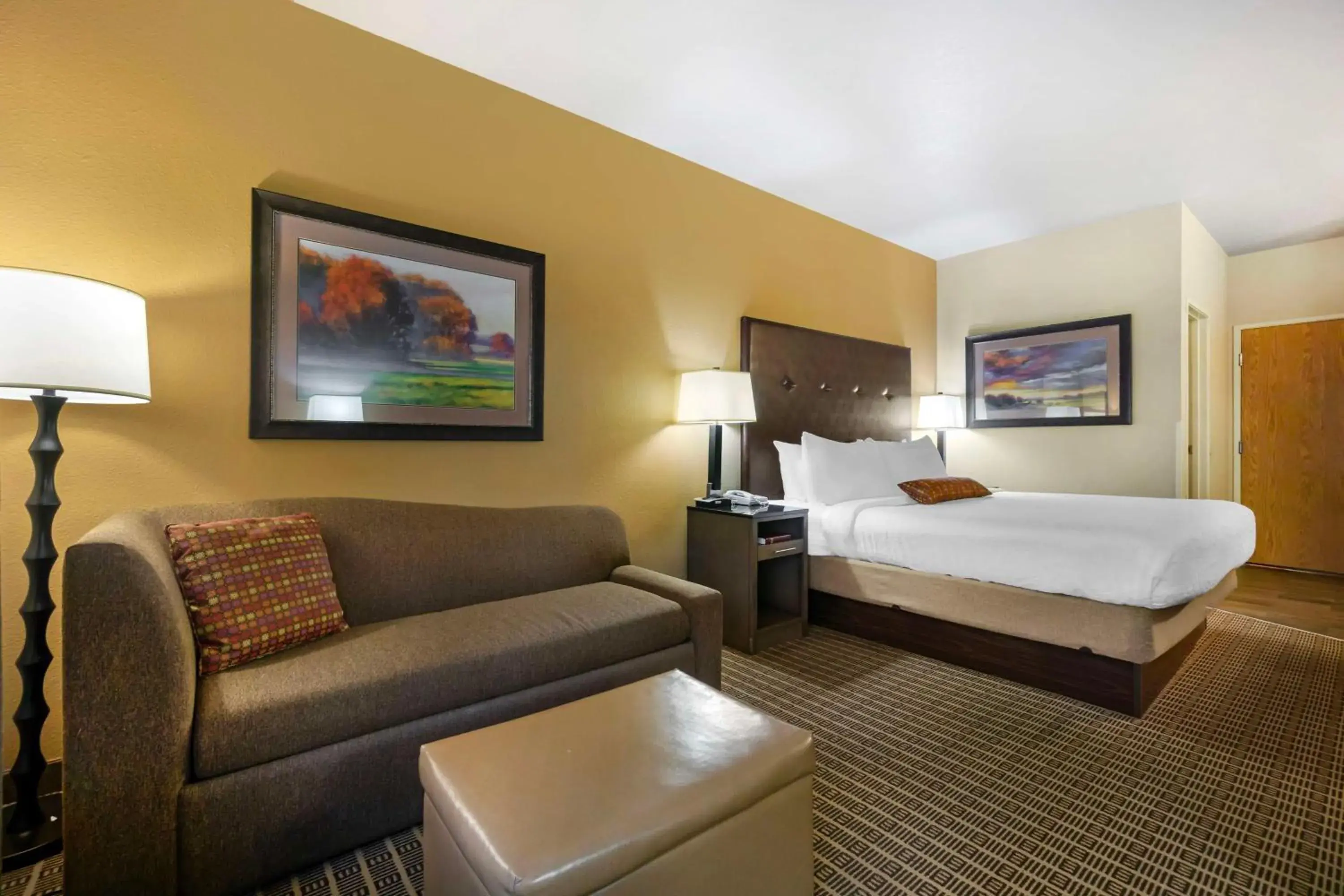 King Room - Non-Smoking in Best Western Plus Yakima Hotel King Room - Non-Smoking in Best Western Plus Yakima Hotel