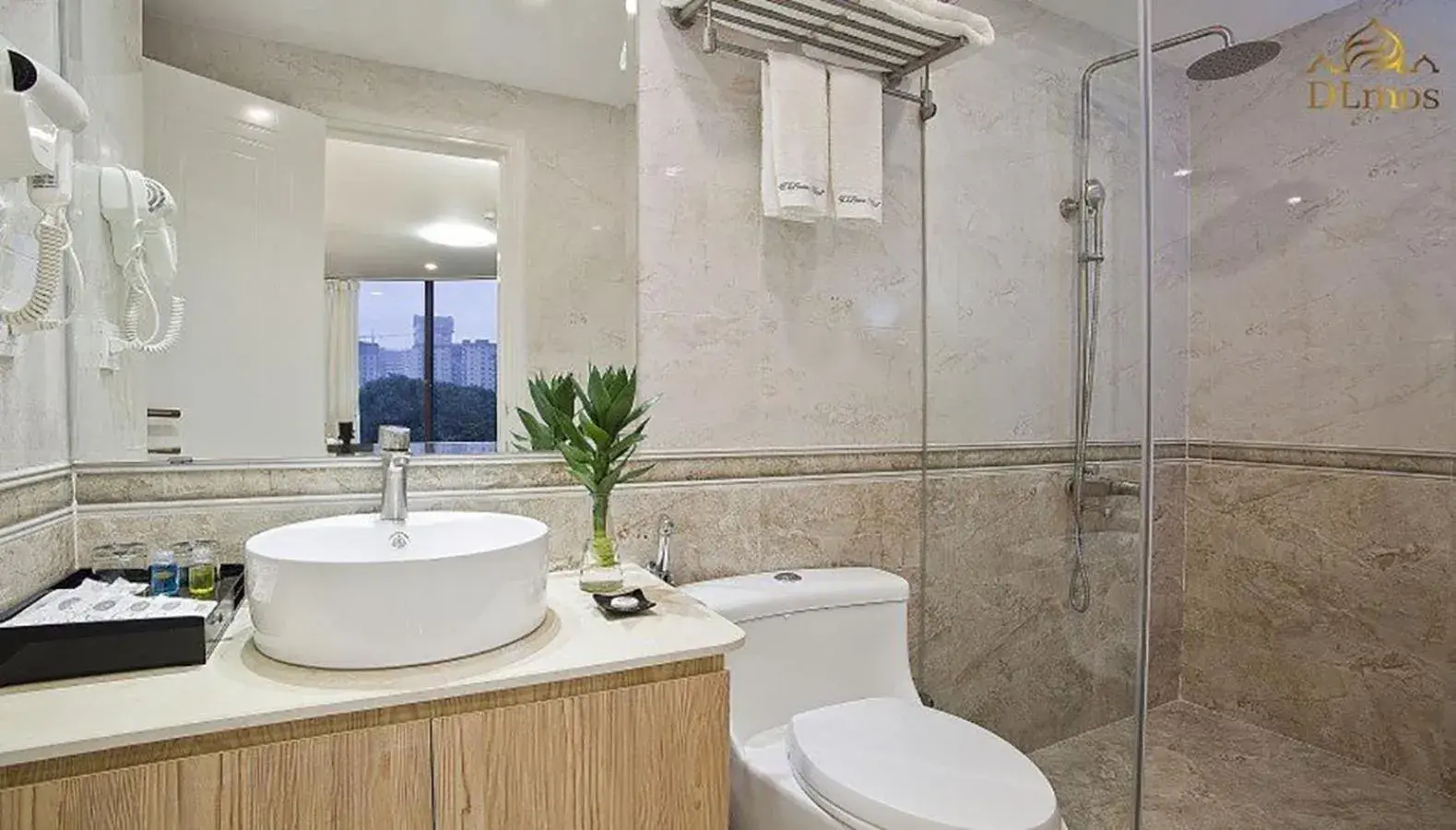 Twin Room in DLmos Hanoi Hotel Twin Room in DLmos Hanoi Hotel