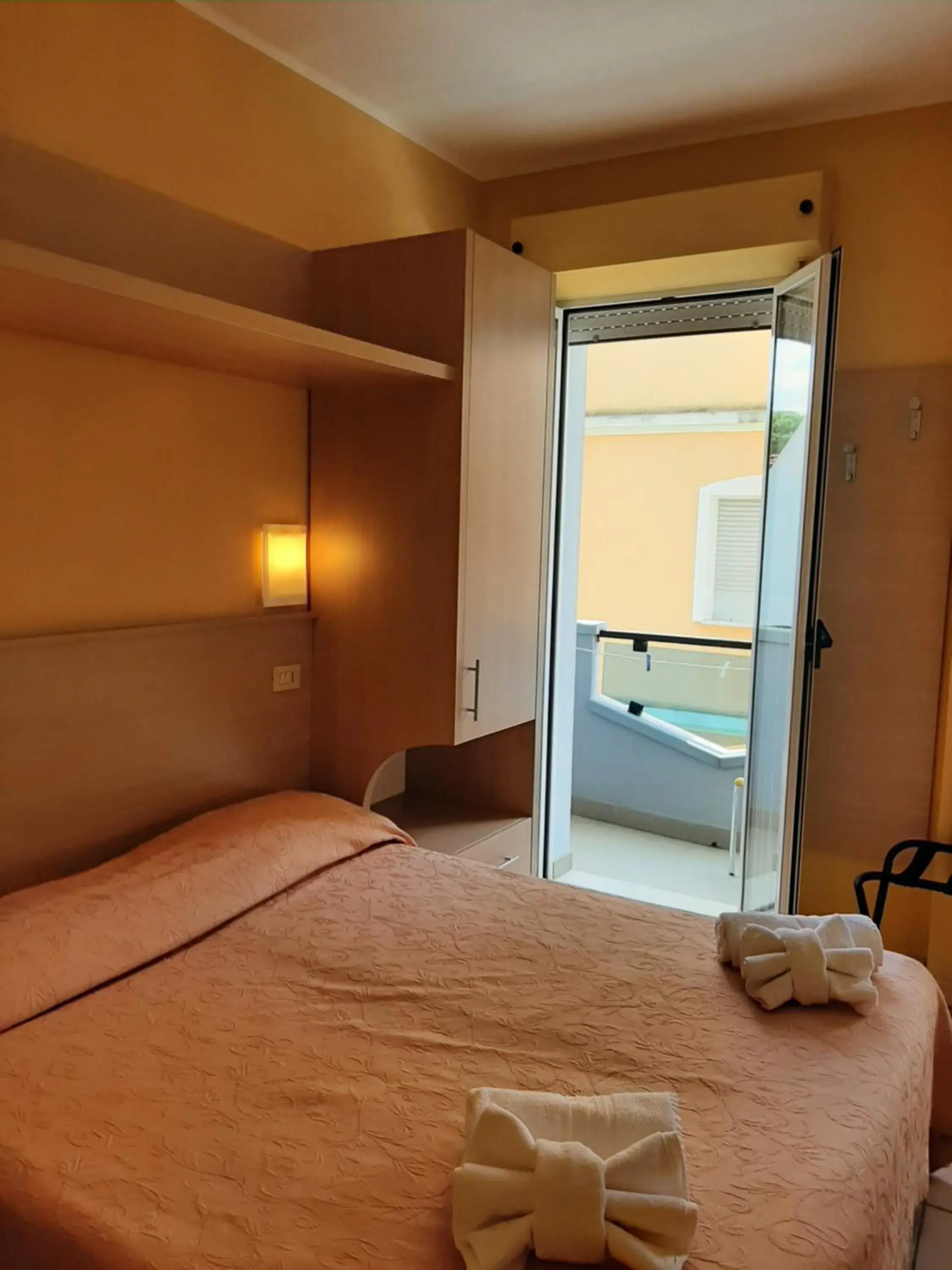 Double or Twin Room with Balcony in Hotel Originale by ALEhotels Double or Twin Room with Balcony in Hotel Originale by ALEhotels