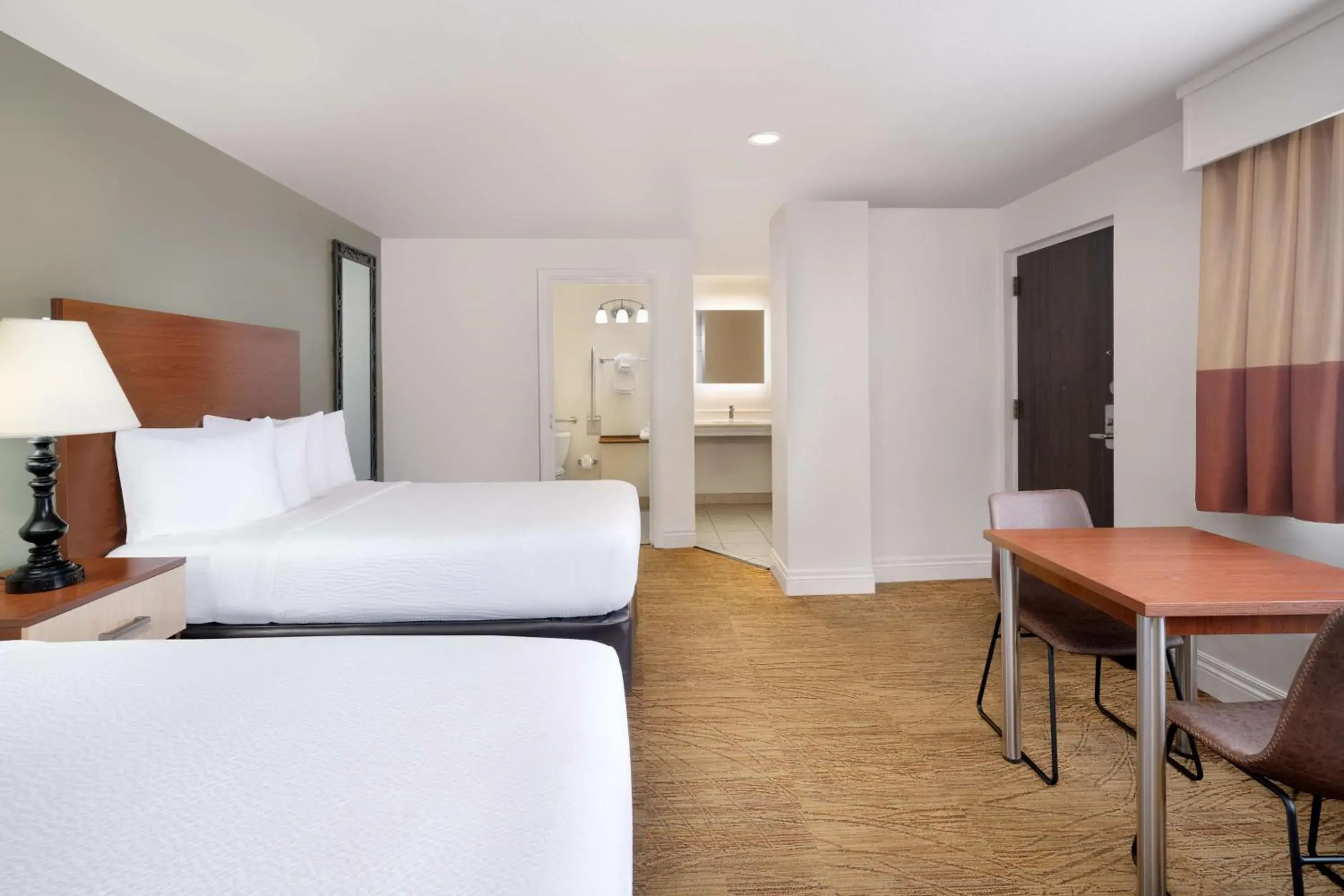 Queen Room with Two Queen Beds - Disability Access in Best Western Red Hills Queen Room with Two Queen Beds - Disability Access in Best Western Red Hills