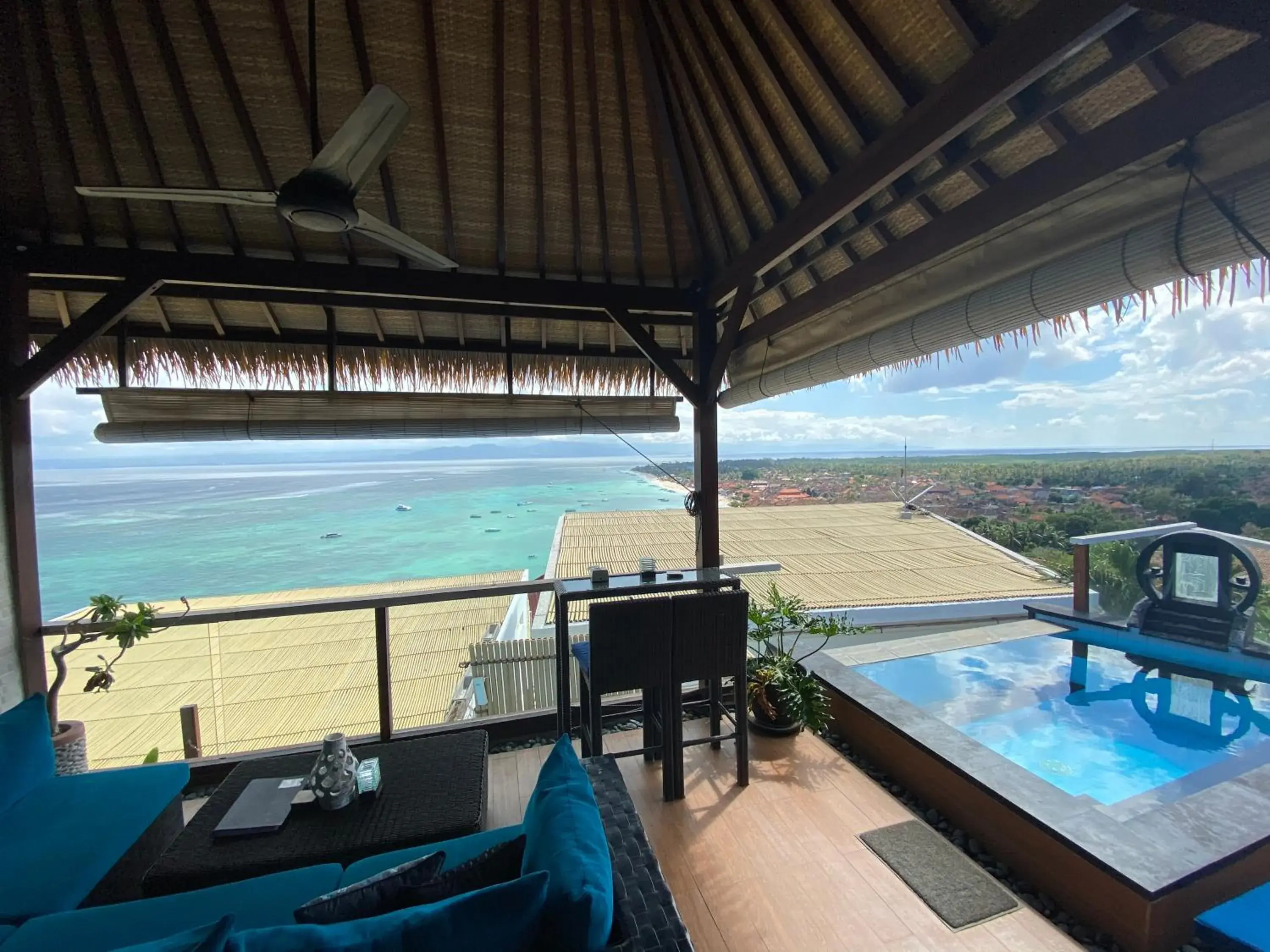One-Bedroom Villa with Infinity Pool - Upper Level in Lembongan Harmony Villas One-Bedroom Villa with Infinity Pool - Upper Level in Lembongan Harmony Villas