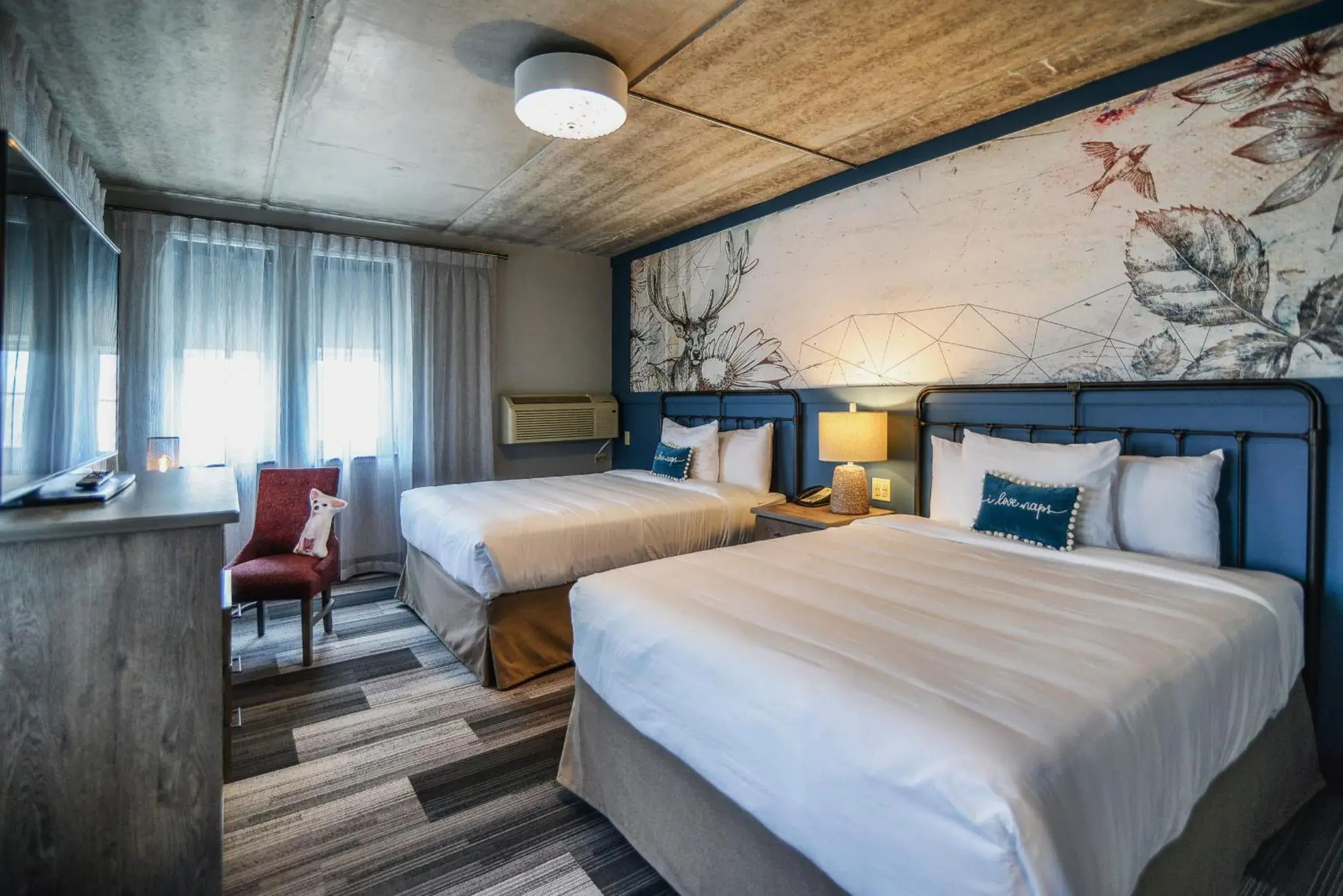 Queen Room in The Stella Hotel & Ballroom Queen Room in The Stella Hotel & Ballroom