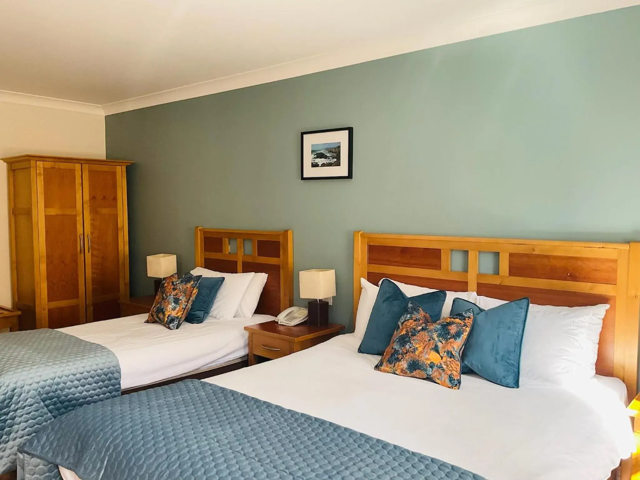 Triple Room in Hotel Newport Triple Room in Hotel Newport