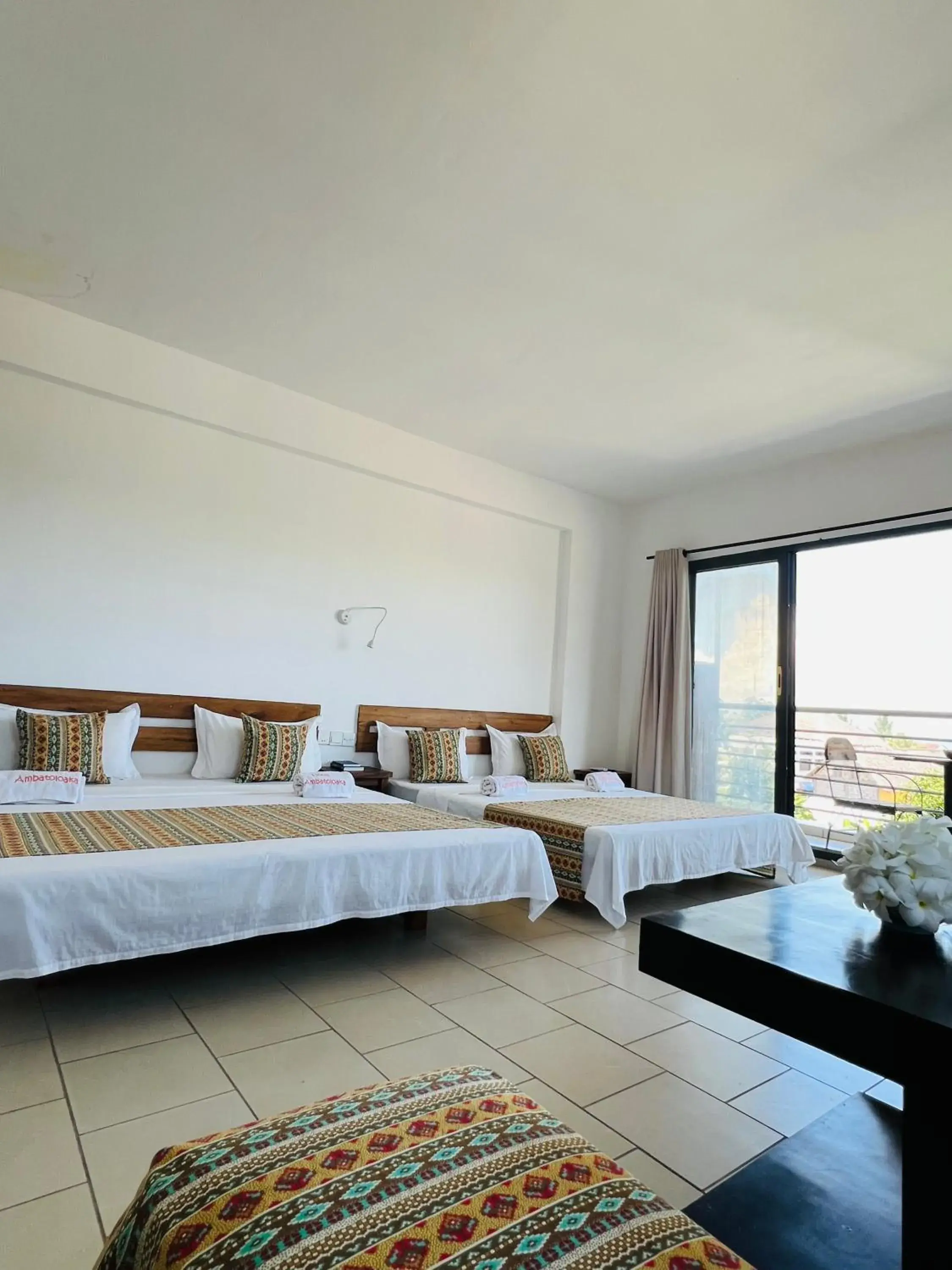 Family Room with Sea View in Hôtel Ambatoloaka Family Room with Sea View in Hôtel Ambatoloaka