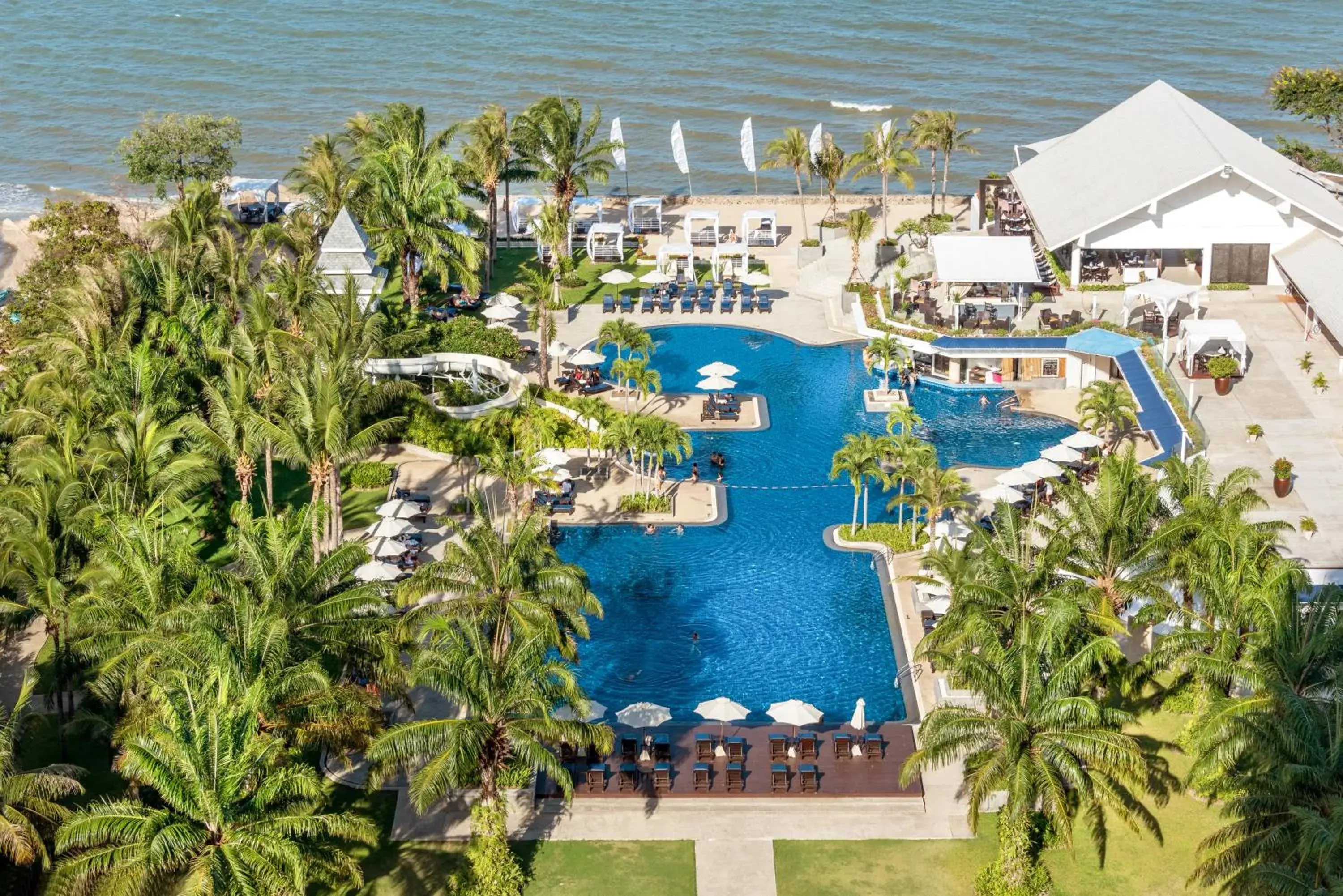 Superior Room with Ocean View in Radisson Resort & Spa Hua Hin Superior Room with Ocean View in Radisson Resort & Spa Hua Hin