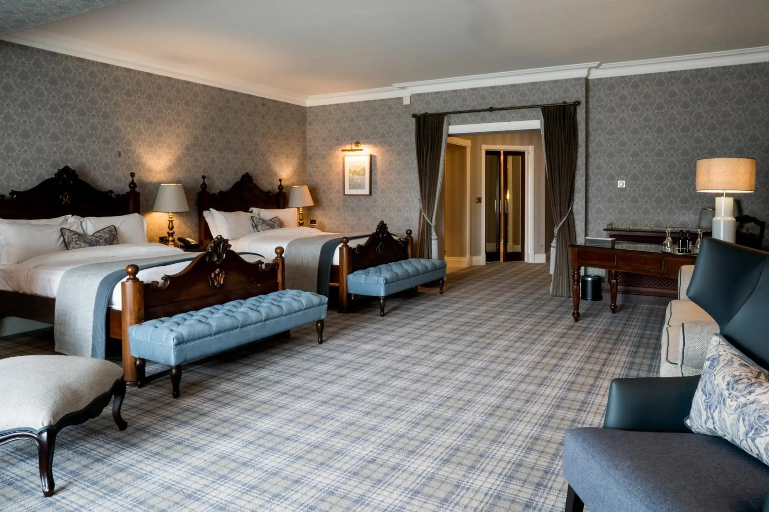 Executive Twin Suite in Harvey's Point Executive Twin Suite in Harvey's Point