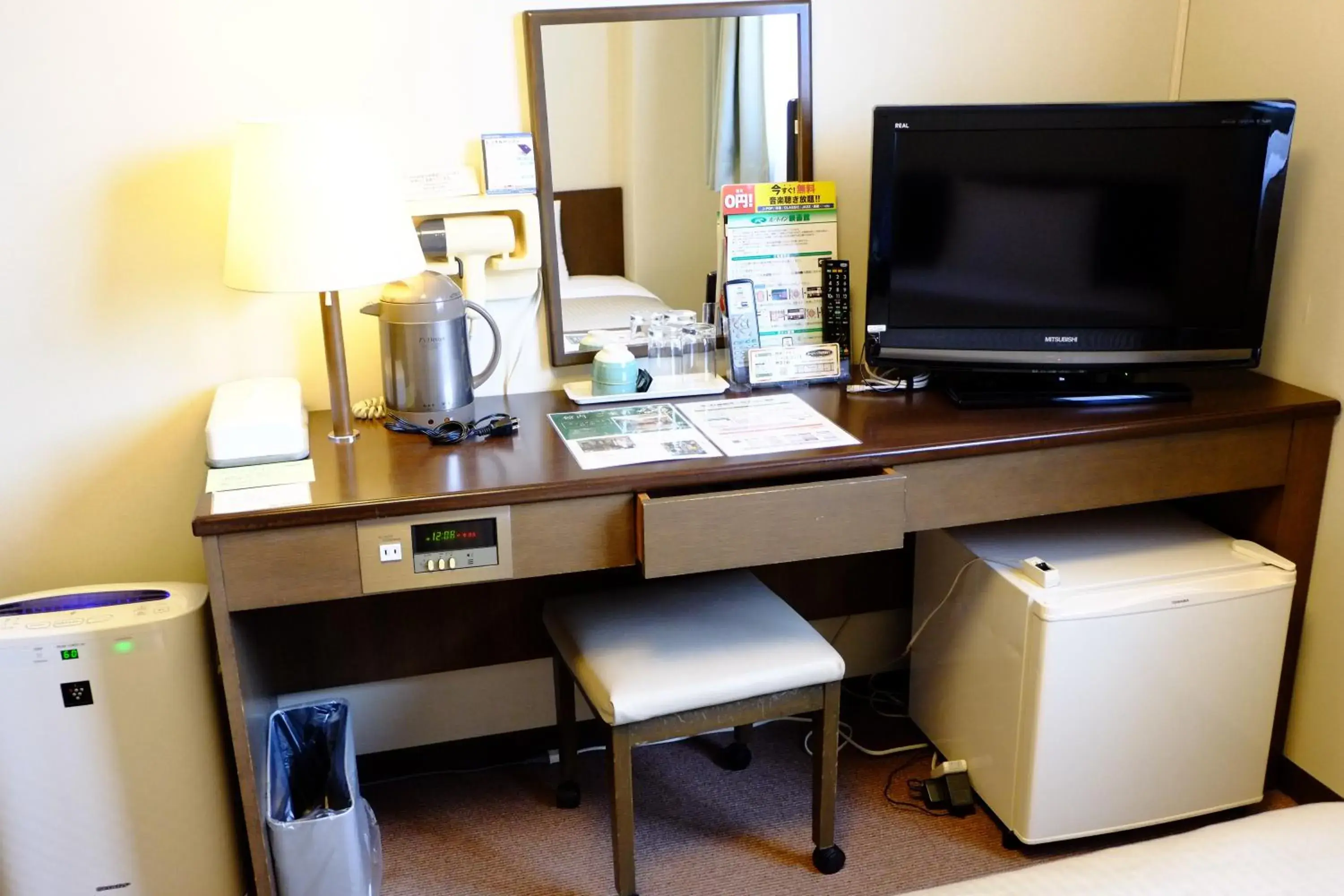 Twin Room - single occupancy - Non-Smoking in Hotel Route-Inn Court Kofu Isawa Twin Room - single occupancy - Non-Smoking in Hotel Route-Inn Court Kofu Isawa