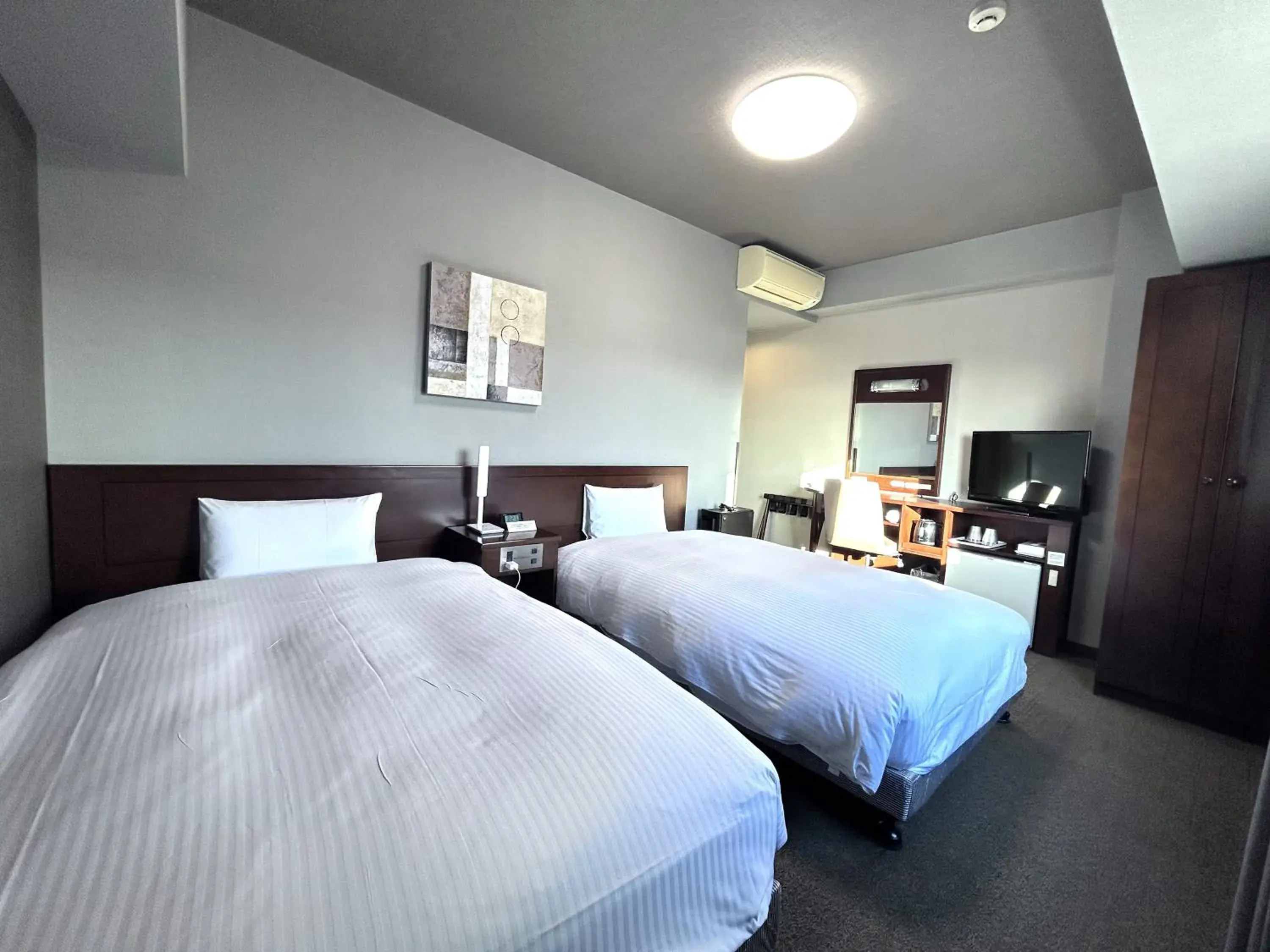 Comfort Twin Room - single occupancy - Non-Smoking in Hotel Route-Inn Morioka Minami Inter Comfort Twin Room - single occupancy - Non-Smoking in Hotel Route-Inn Morioka Minami Inter