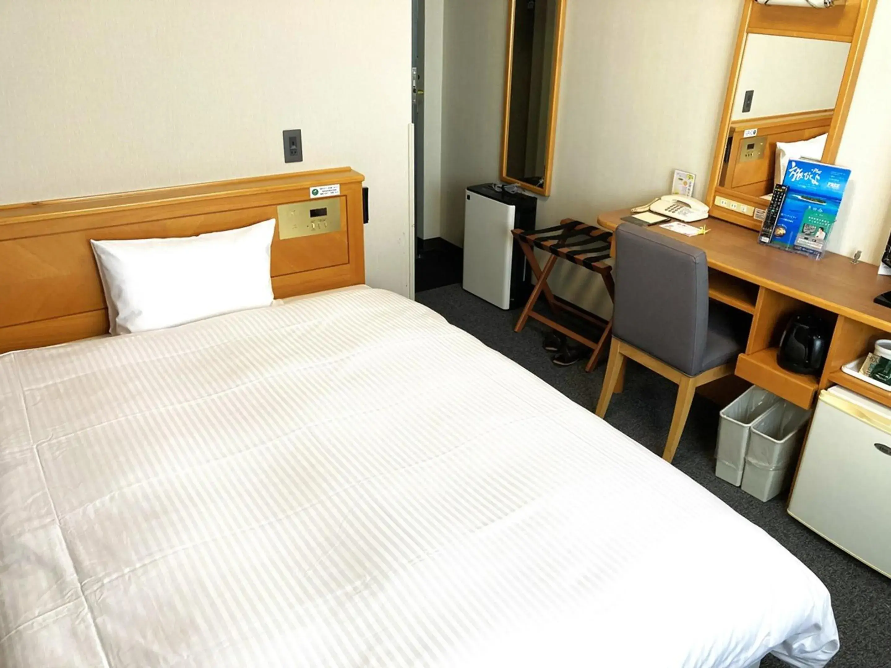 Single Room - single occupancy - Smoking in Hotel Route-Inn Mikawa Inter Single Room - single occupancy - Smoking in Hotel Route-Inn Mikawa Inter