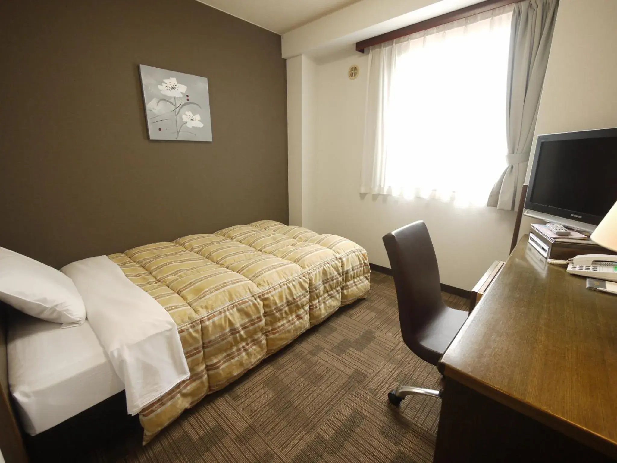 Single Room - Smoking in Hotel Route-Inn Court Minami Alps Single Room - Smoking in Hotel Route-Inn Court Minami Alps