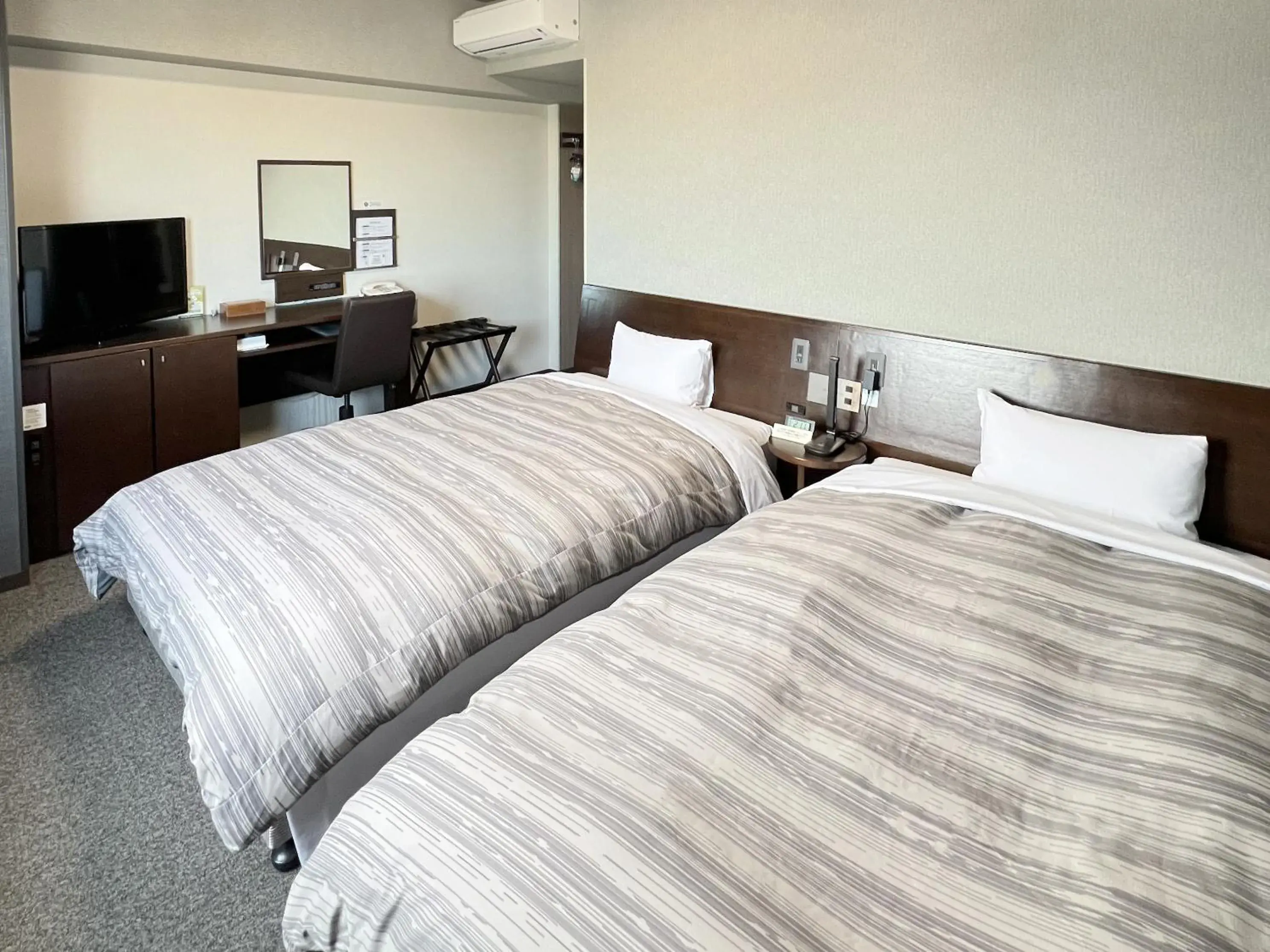 Twin Room - single occupancy - Smoking in Hotel Route-Inn Shimodate Twin Room - single occupancy - Smoking in Hotel Route-Inn Shimodate