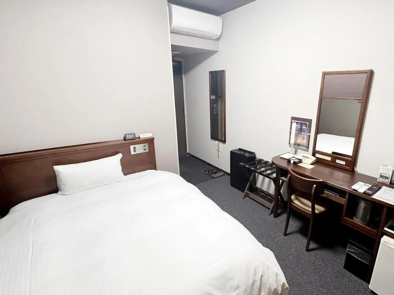 Single Room - single occupancy - Smoking in Hotel Route-Inn Isahaya Inter Single Room - single occupancy - Smoking in Hotel Route-Inn Isahaya Inter