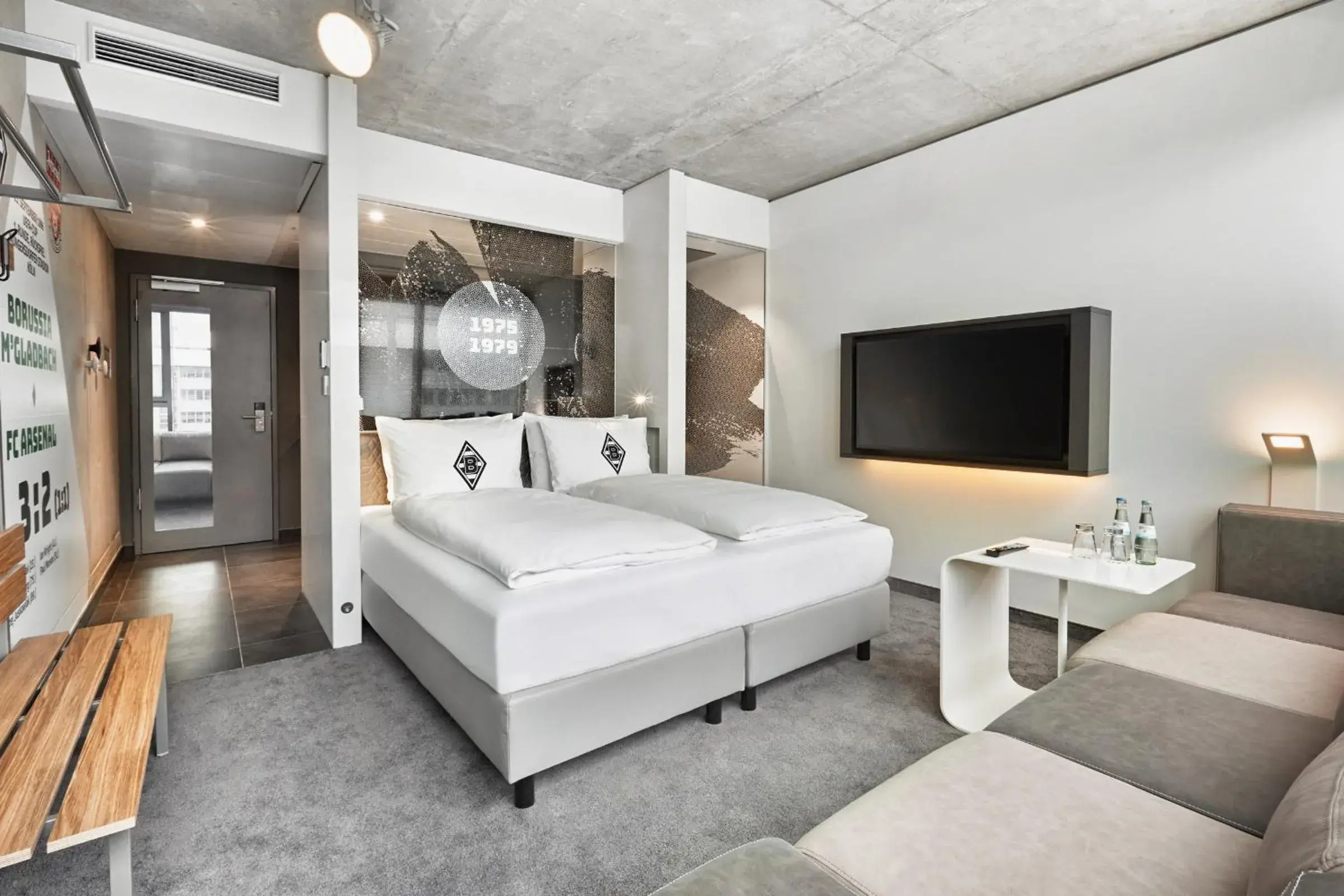 Standard Double Room in H4 Hotel Mönchengladbach im BORUSSIA-PARK Standard Double Room in H4 Hotel Mönchengladbach im BORUSSIA-PARK