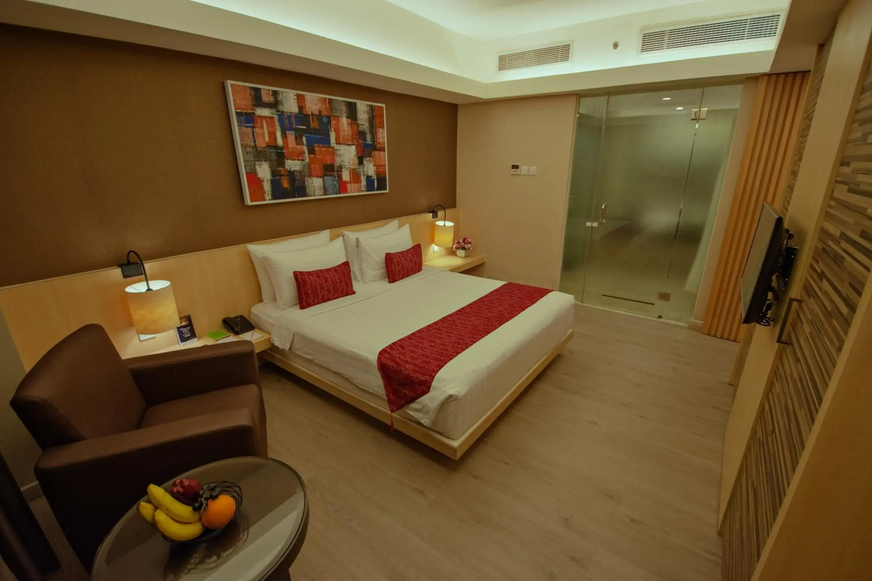 Junior Suite - Smoking in Grand Zuri BSD City Junior Suite - Smoking in Grand Zuri BSD City