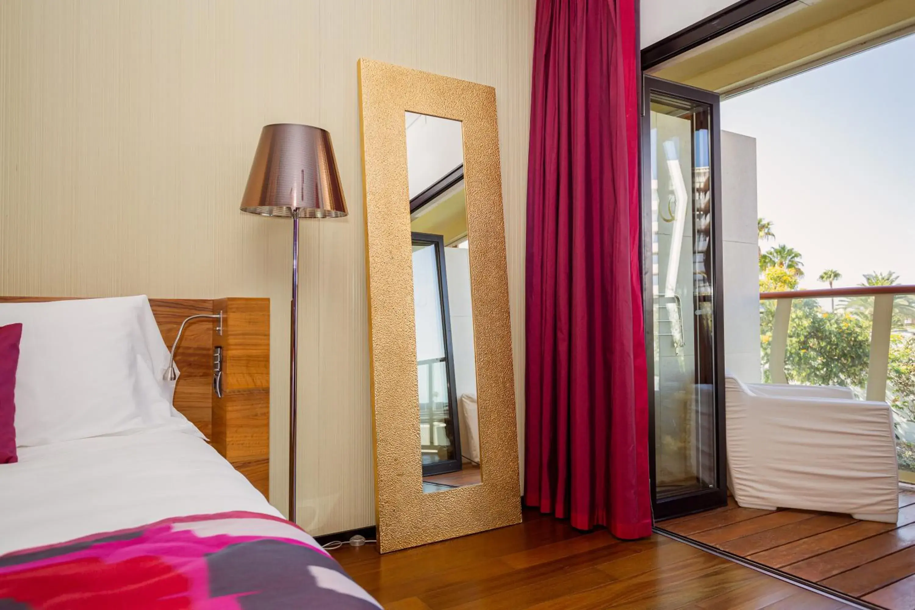 Double Room with Garden View - single occupancy in Bohemia Suites & Spa - Adults Only Double Room with Garden View - single occupancy in Bohemia Suites & Spa - Adults Only