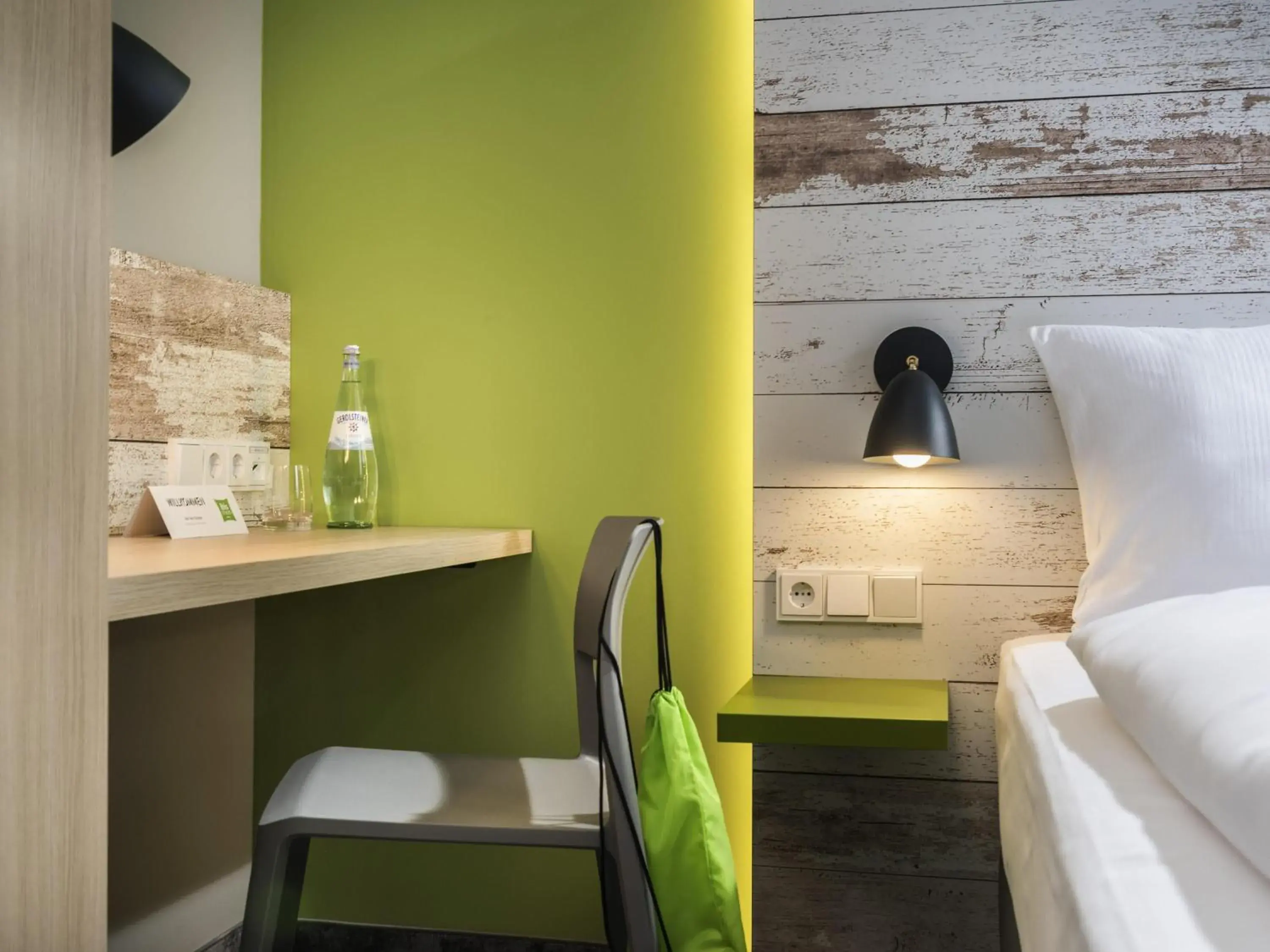 family room with one double and one single bed in ibis Styles Stuttgart Vaihingen family room with one double and one single bed in ibis Styles Stuttgart Vaihingen