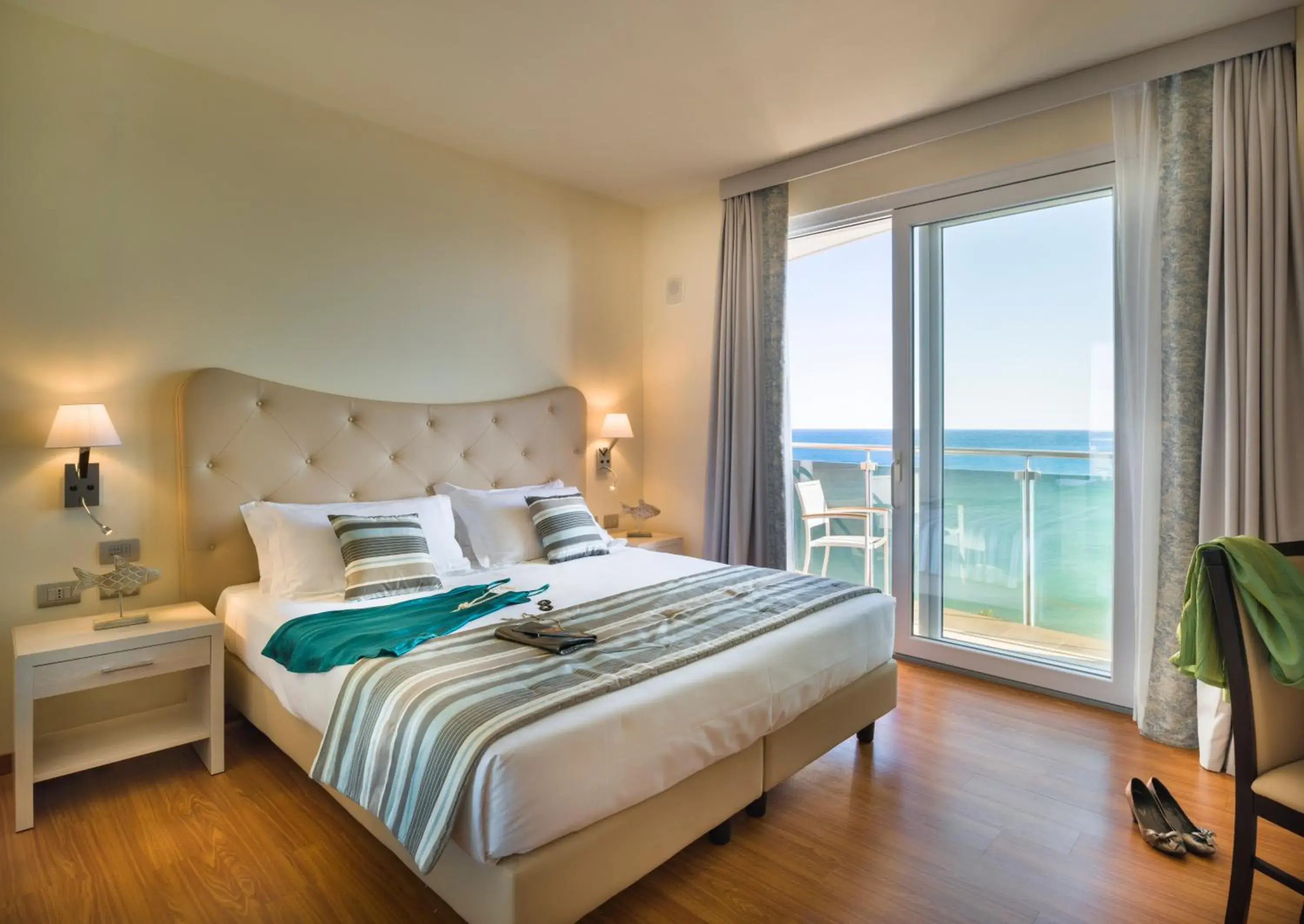 Double or Twin Room with Sea View in Grand Hotel Pietra Ligure Double or Twin Room with Sea View in Grand Hotel Pietra Ligure