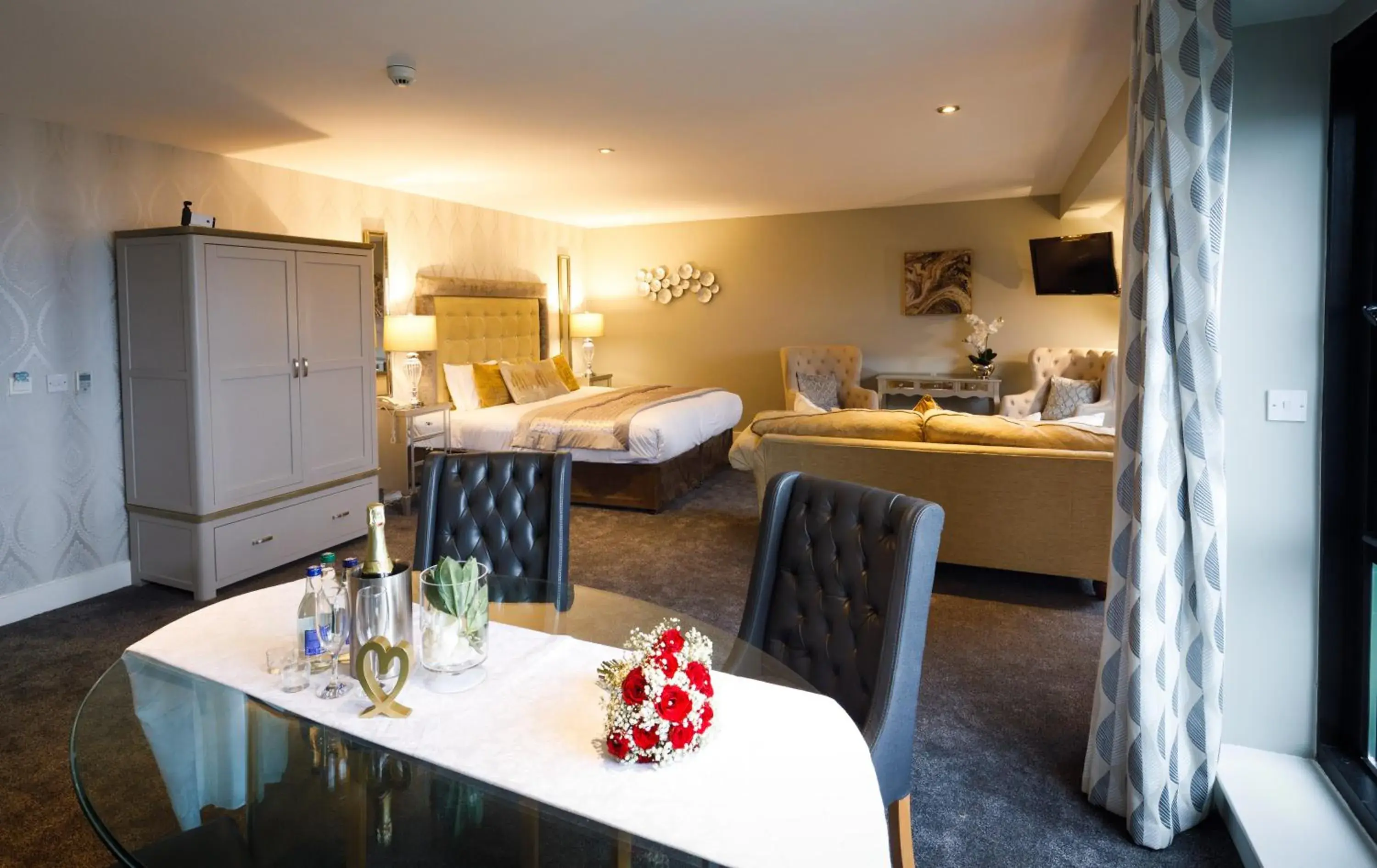 Superior Suite with Sea View - single occupancy in Ocean Sands Hotel Superior Suite with Sea View - single occupancy in Ocean Sands Hotel