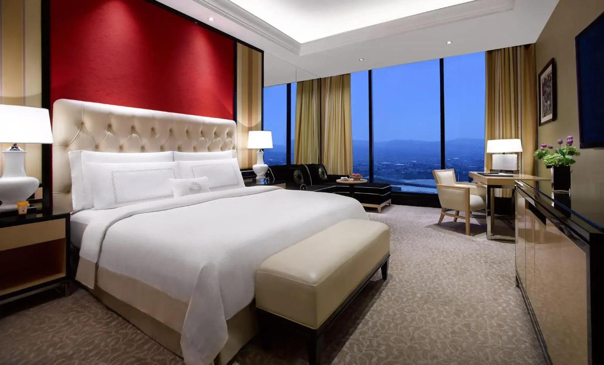 Premier Skyline Room in The Trans Luxury Hotel Bandung Premier Skyline Room in The Trans Luxury Hotel Bandung