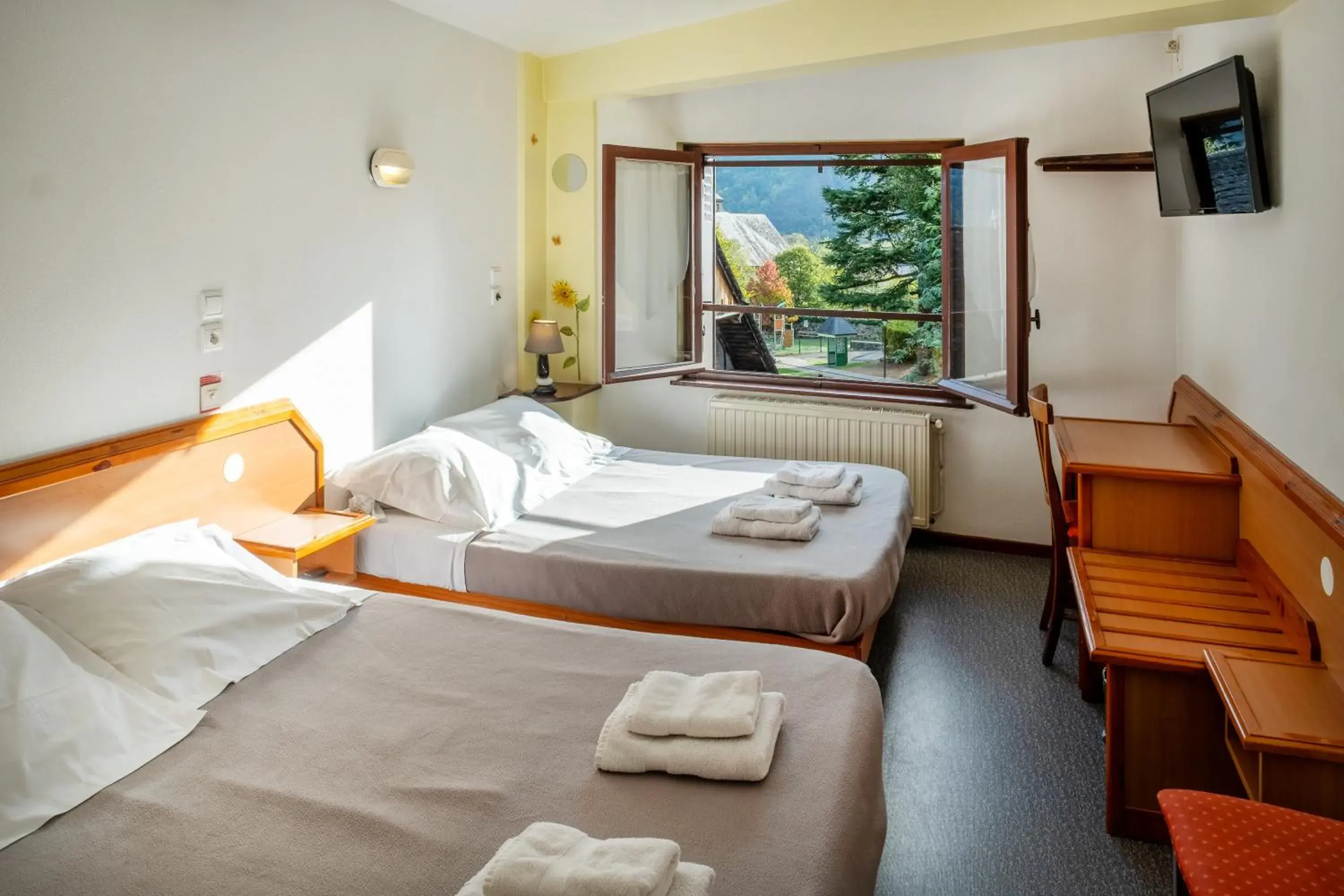 Quadruple Room in Résidence des Touristes Quadruple Room in Résidence des Touristes