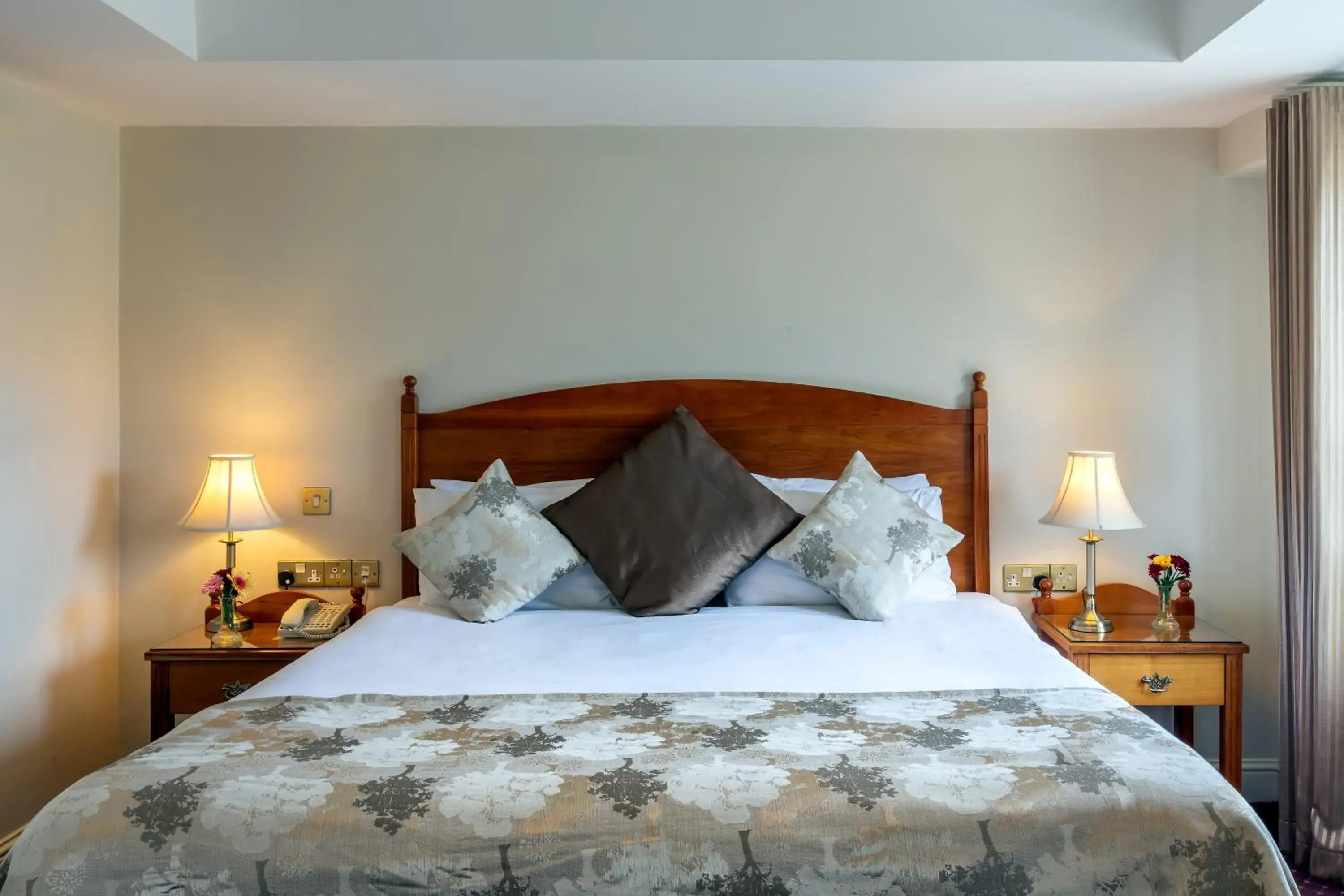 Double Room - single occupancy in The Newgrange Hotel Double Room - single occupancy in The Newgrange Hotel