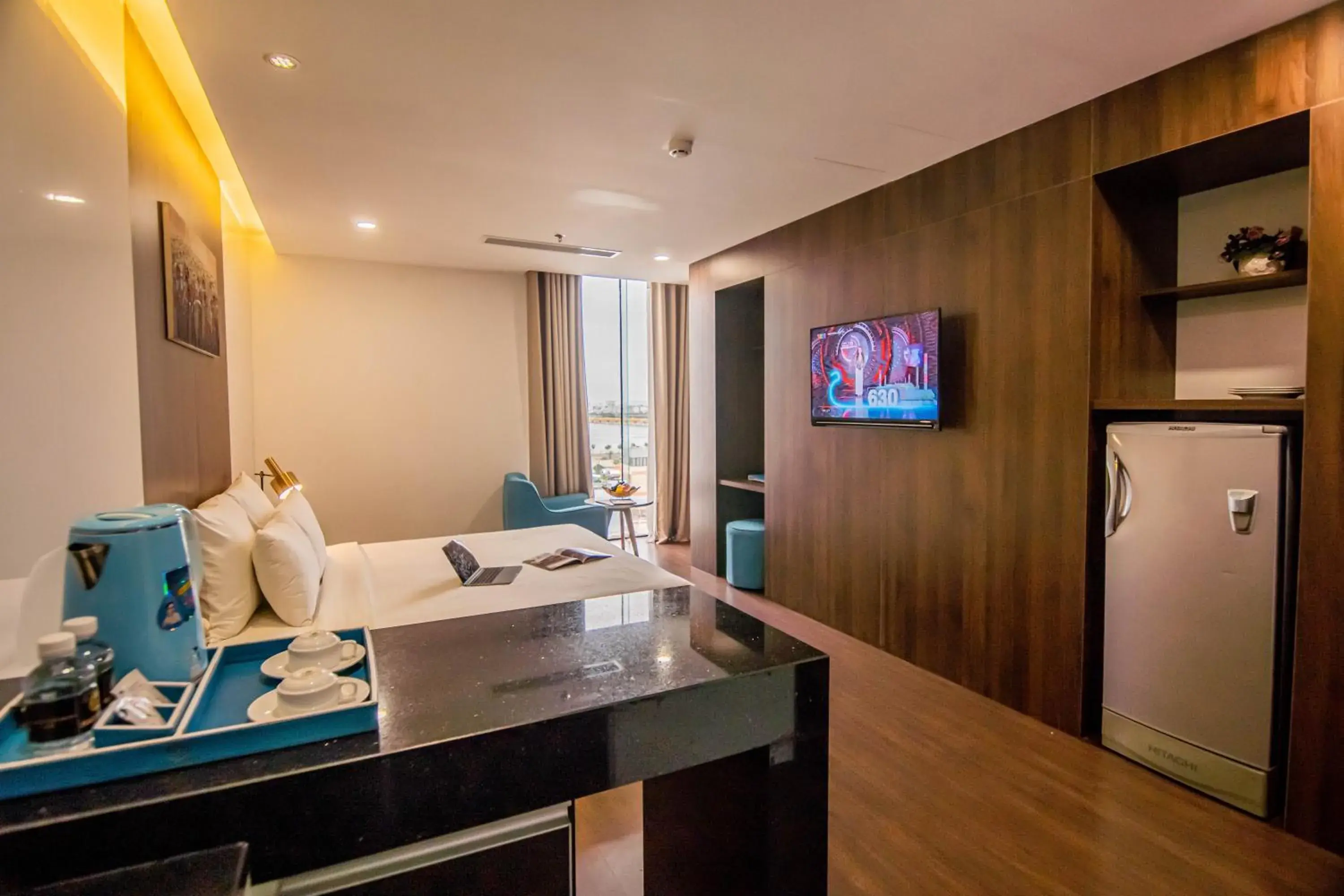 Deluxe King Room in Gold Hotel Da Nang by Haviland Deluxe King Room in Gold Hotel Da Nang by Haviland