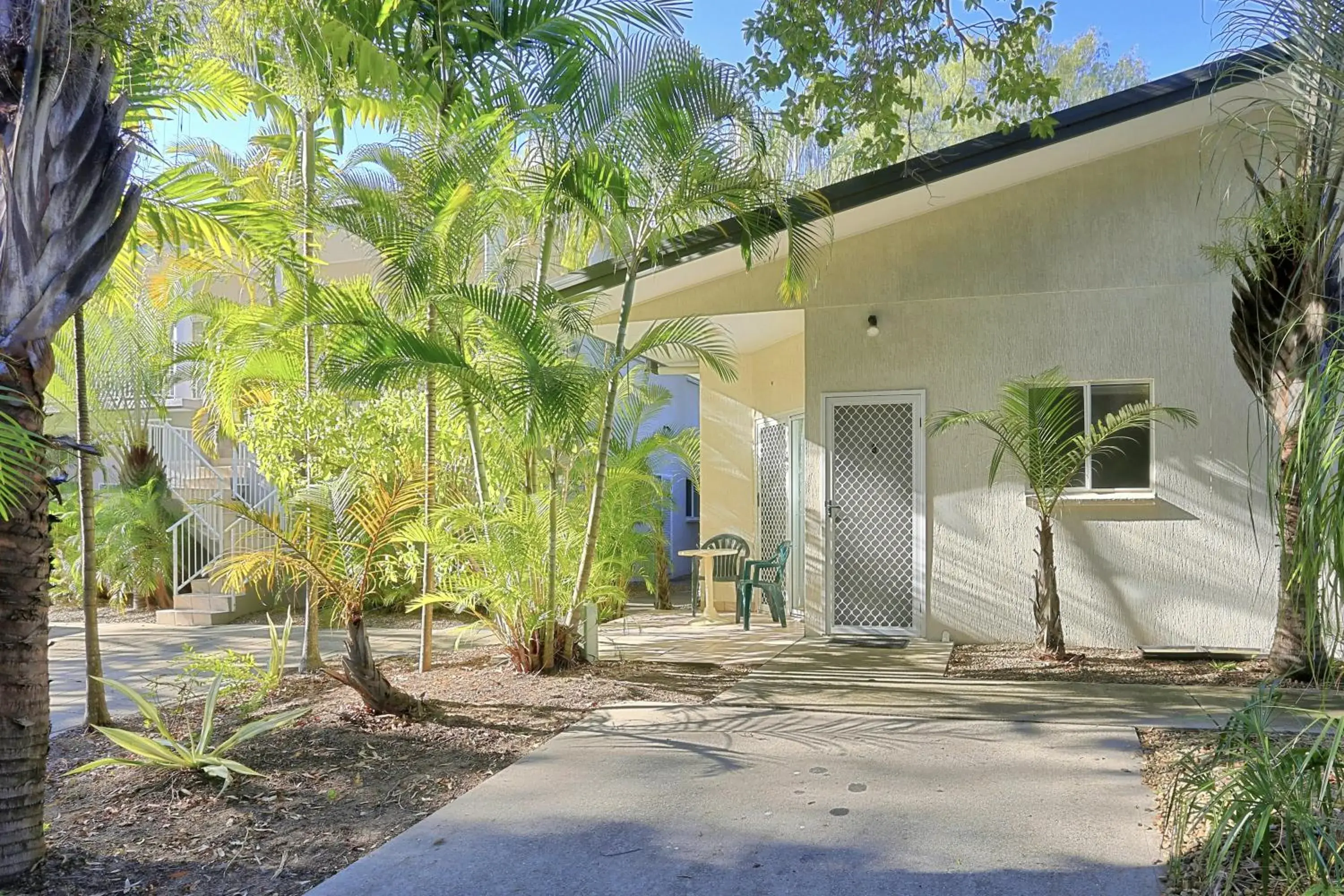 Garden Villa Budget Studio in Sandcastles 1770 Motel & Resort Garden Villa Budget Studio in Sandcastles 1770 Motel & Resort