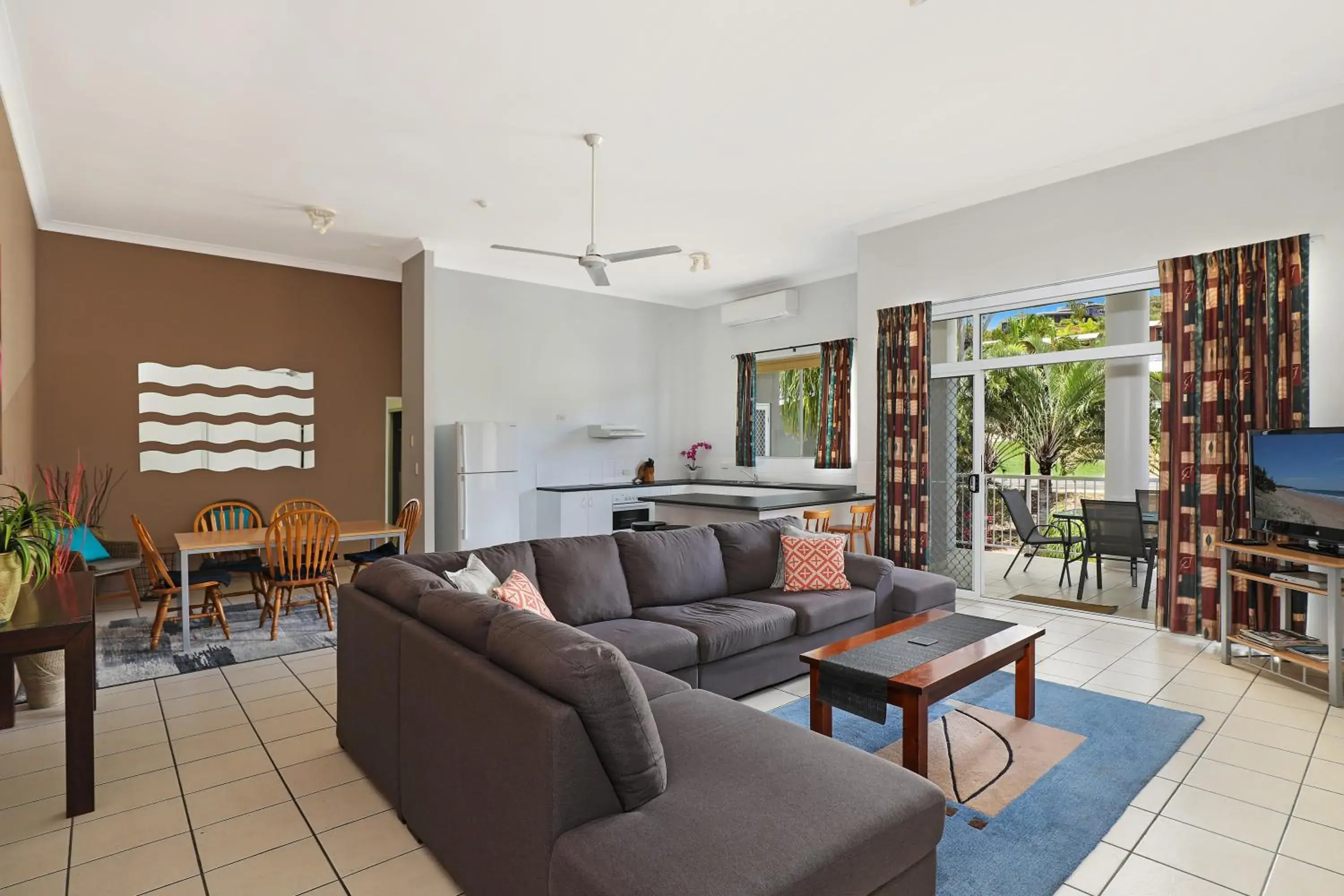 Two Bedroom Studio Apartment in Sandcastles 1770 Motel & Resort Two Bedroom Studio Apartment in Sandcastles 1770 Motel & Resort