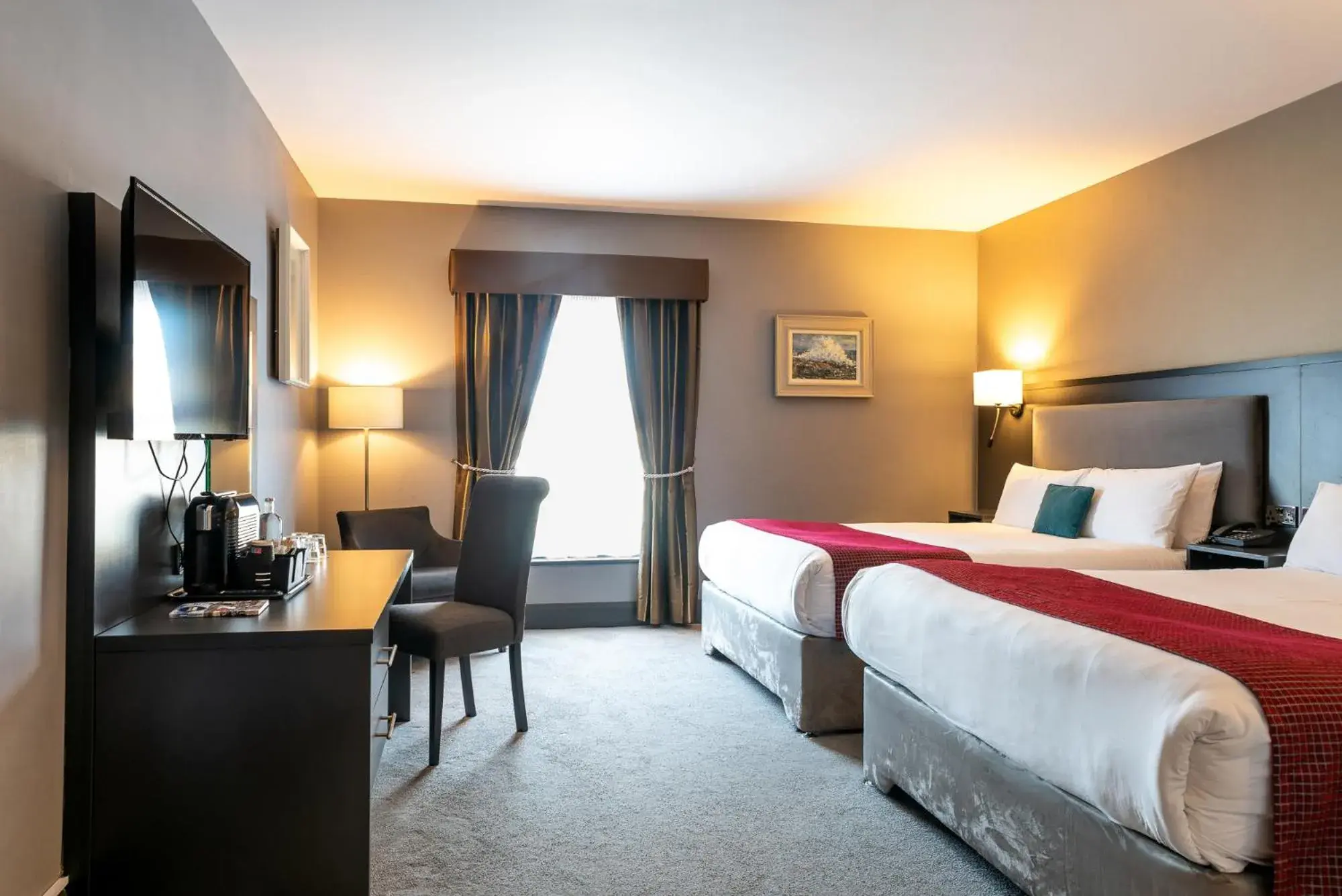 Superior Double or Twin Room in Cliffs of Moher Hotel Superior Double or Twin Room in Cliffs of Moher Hotel