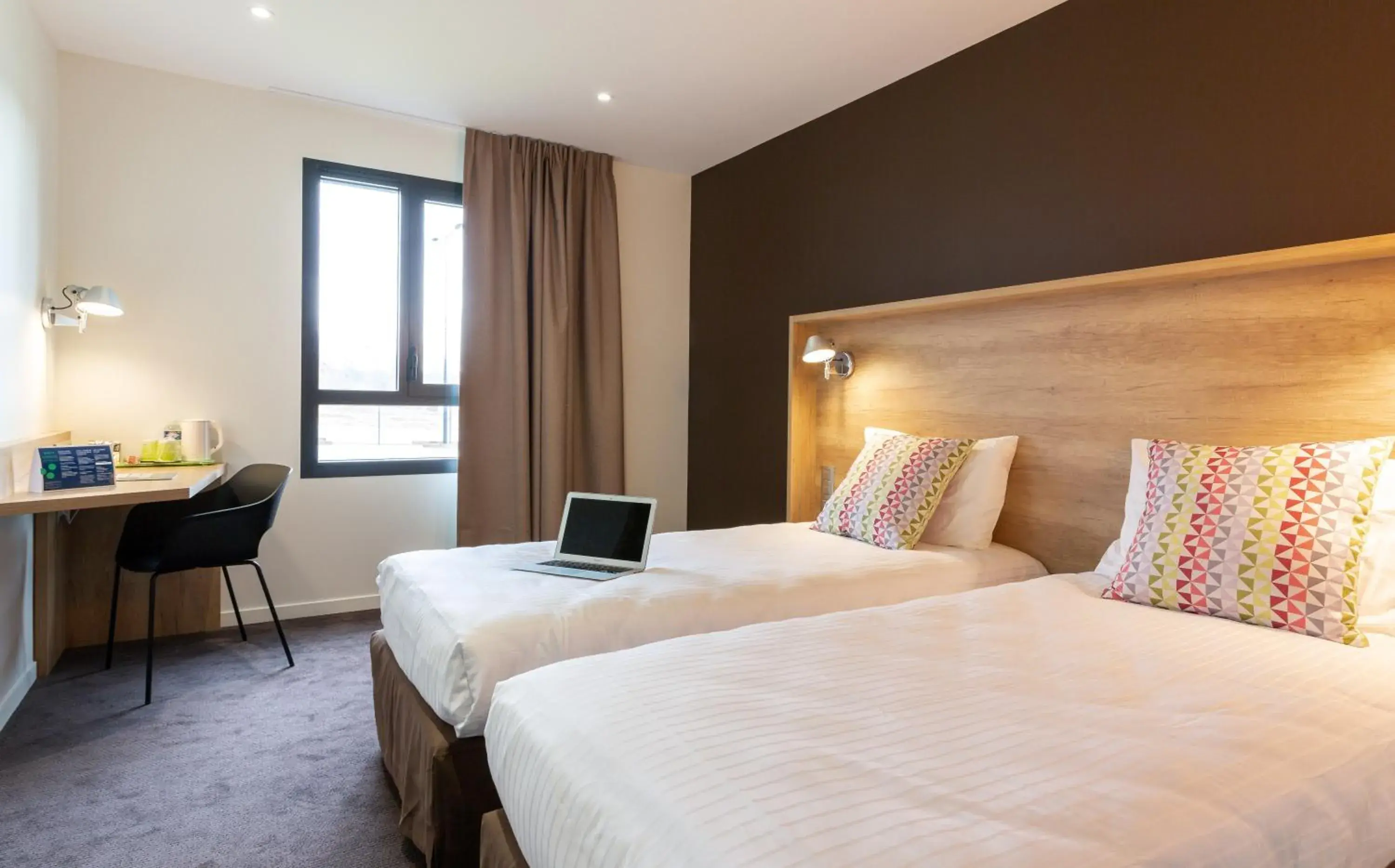 Twin Room in Campanile Laval Nord Twin Room in Campanile Laval Nord