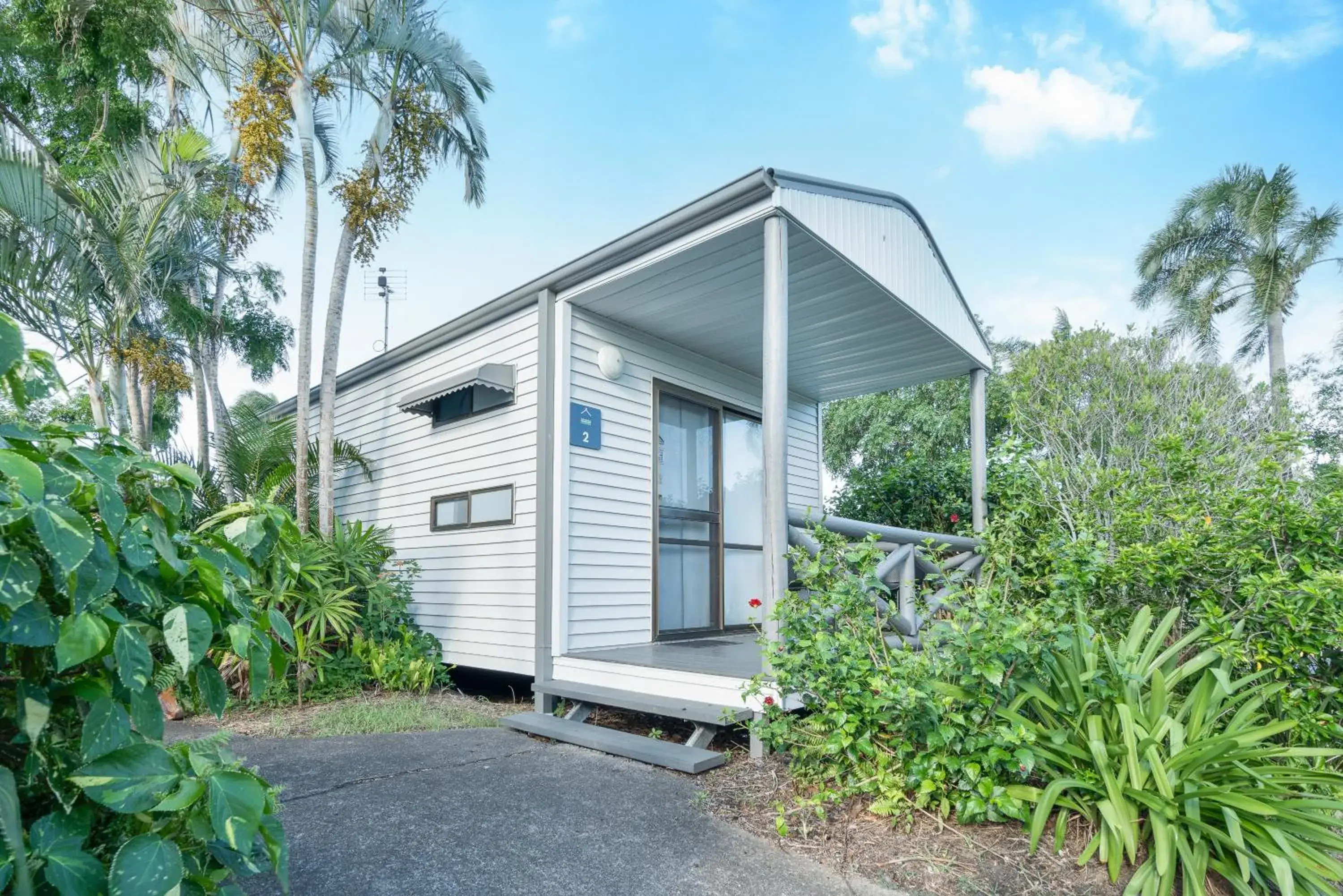 Economy Cabin in Tasman Holiday Parks - Hervey Bay Economy Cabin in Tasman Holiday Parks - Hervey Bay