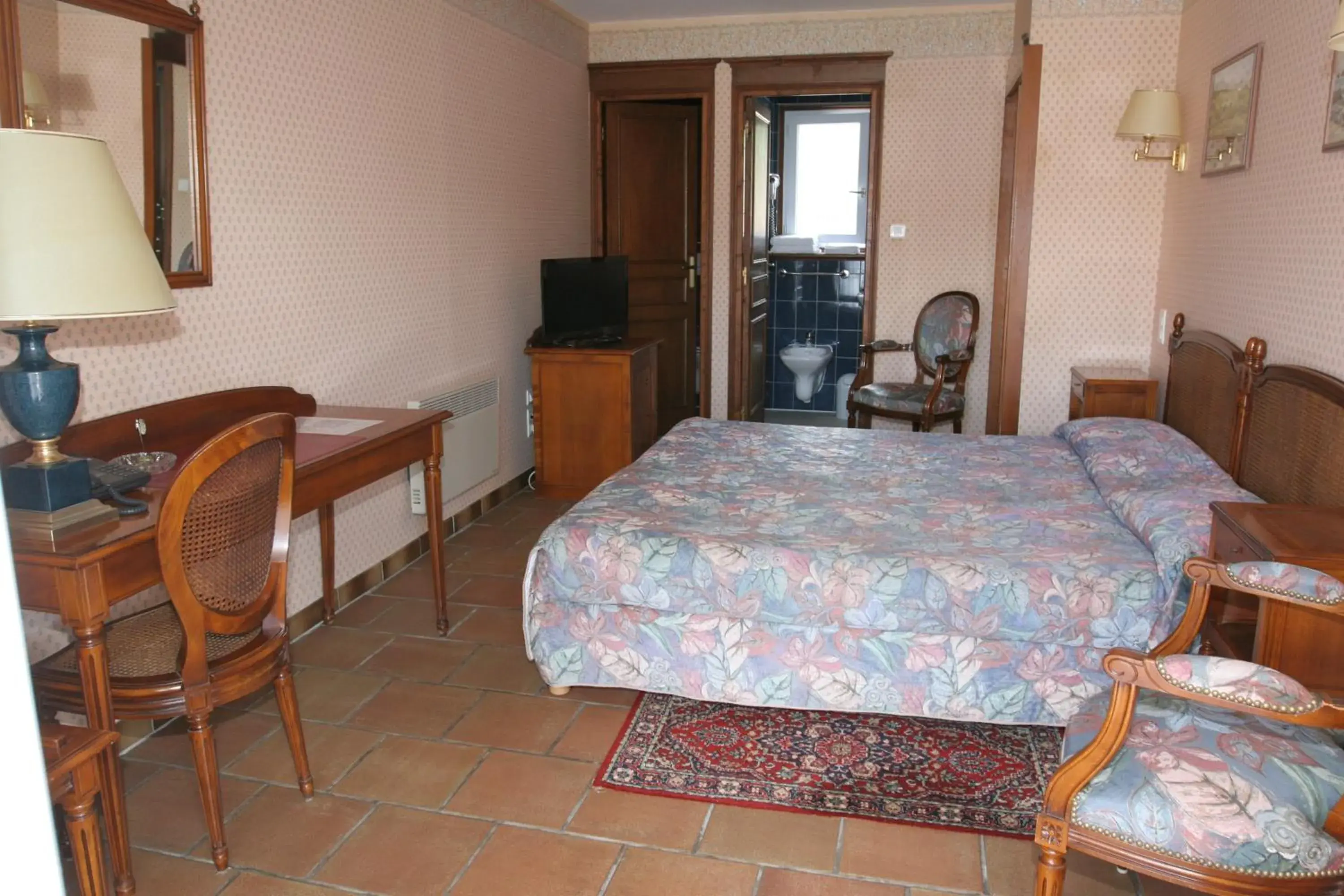 Double Room with Patio View in Hotel Royal Albion Double Room with Patio View in Hotel Royal Albion