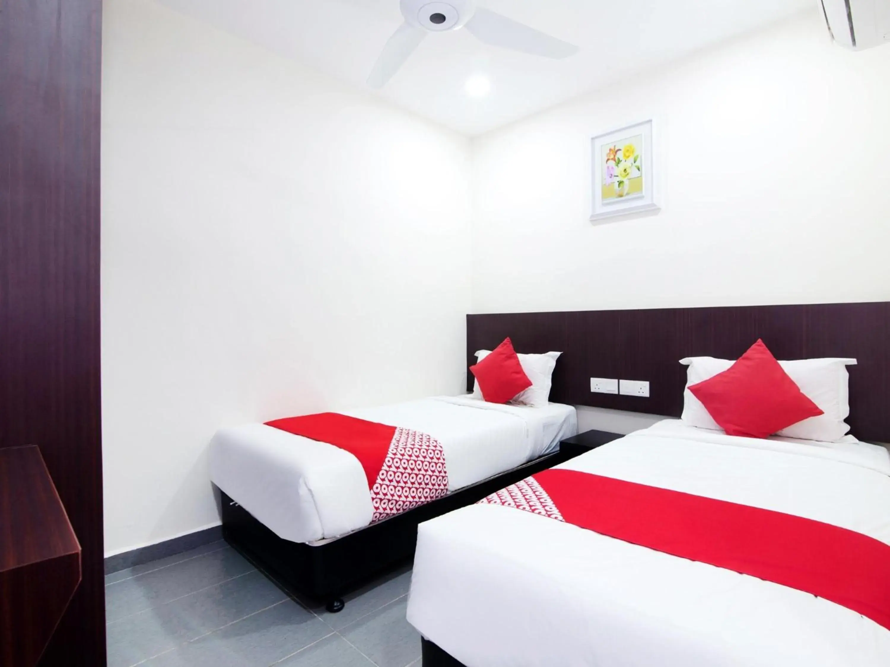 Standard Twin Room in Hotel O Marvelton Hotel Standard Twin Room in Hotel O Marvelton Hotel