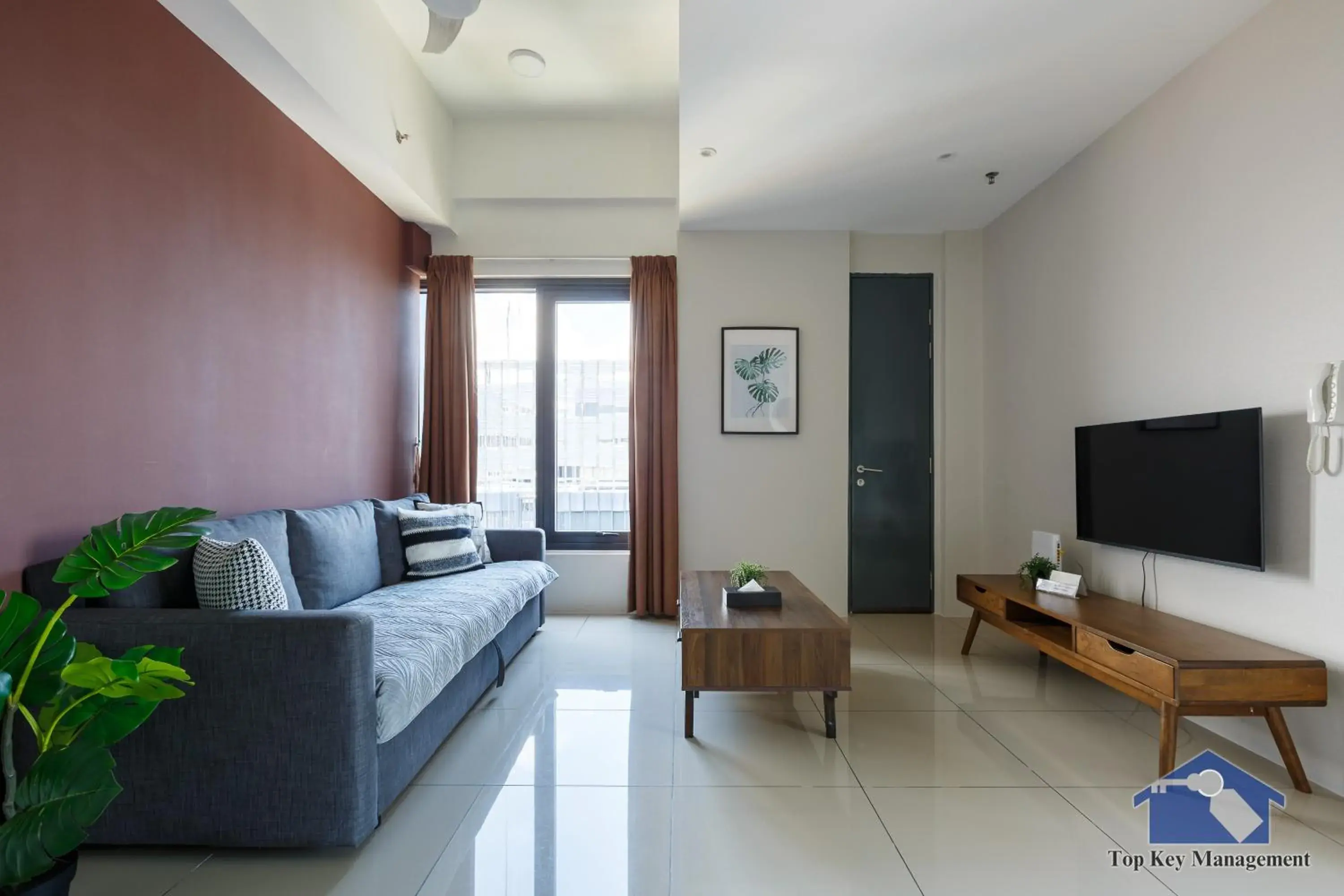 Deluxe One-Bedroom Apartment in Tropicana 218 Macalister Deluxe One-Bedroom Apartment in Tropicana 218 Macalister