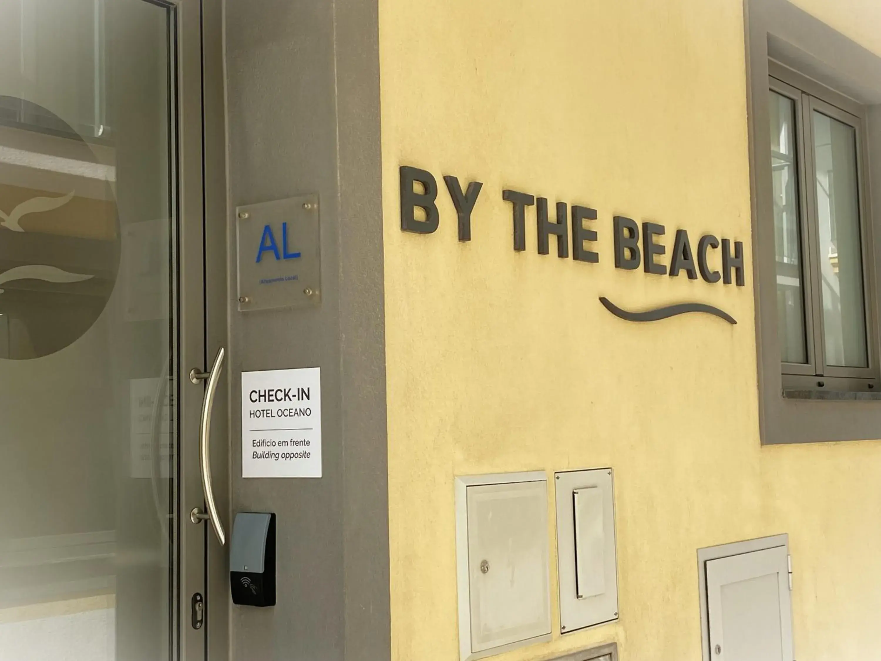 Family Room with Private Bathroom in By the Beach Family Room with Private Bathroom in By the Beach