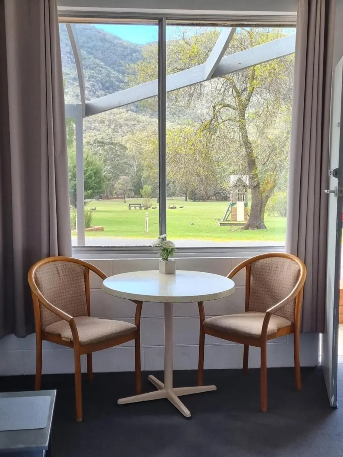 Triple Room in The Grampians Motel Triple Room in The Grampians Motel