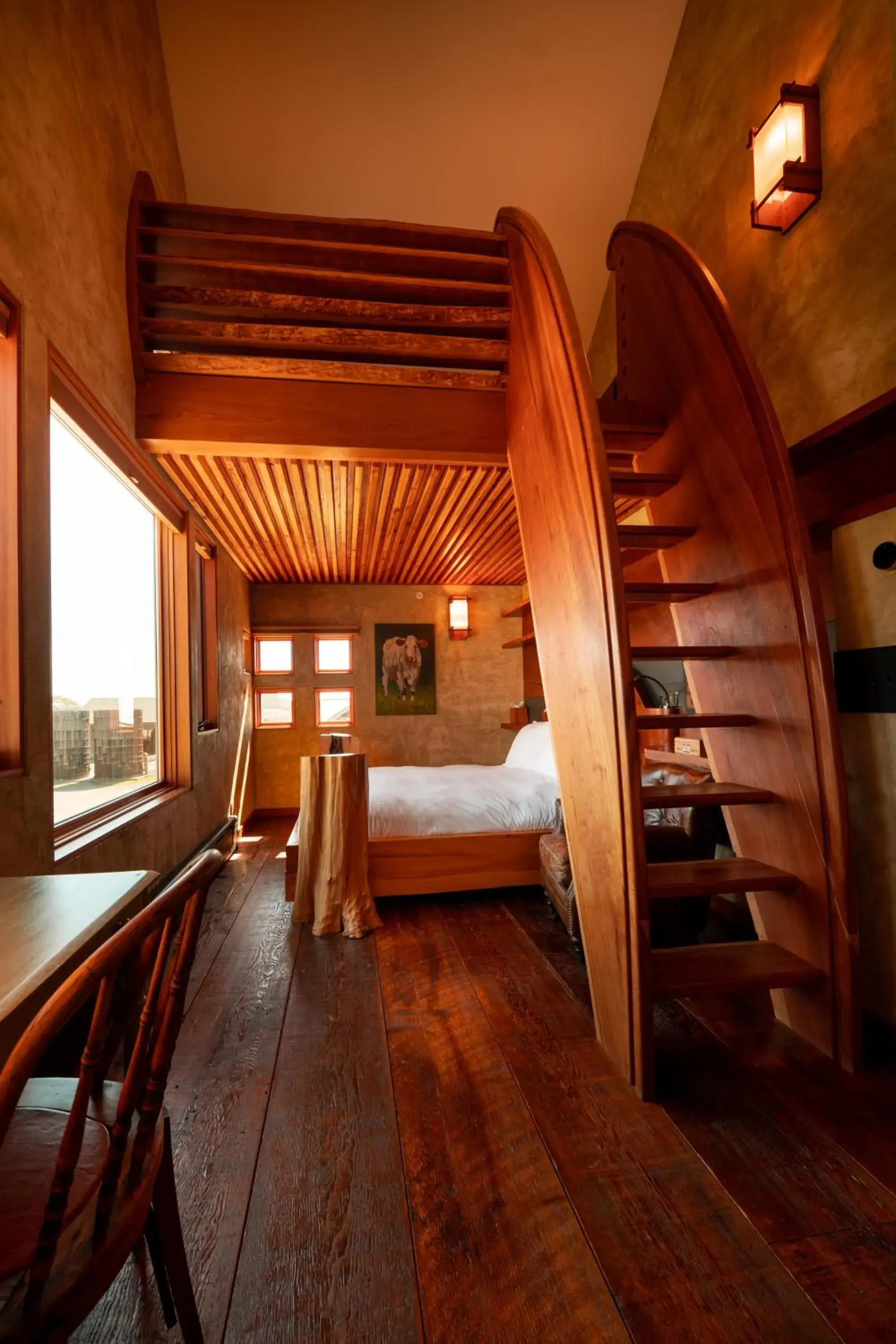 Queen Studio in The Inn at Newport Ranch Queen Studio in The Inn at Newport Ranch