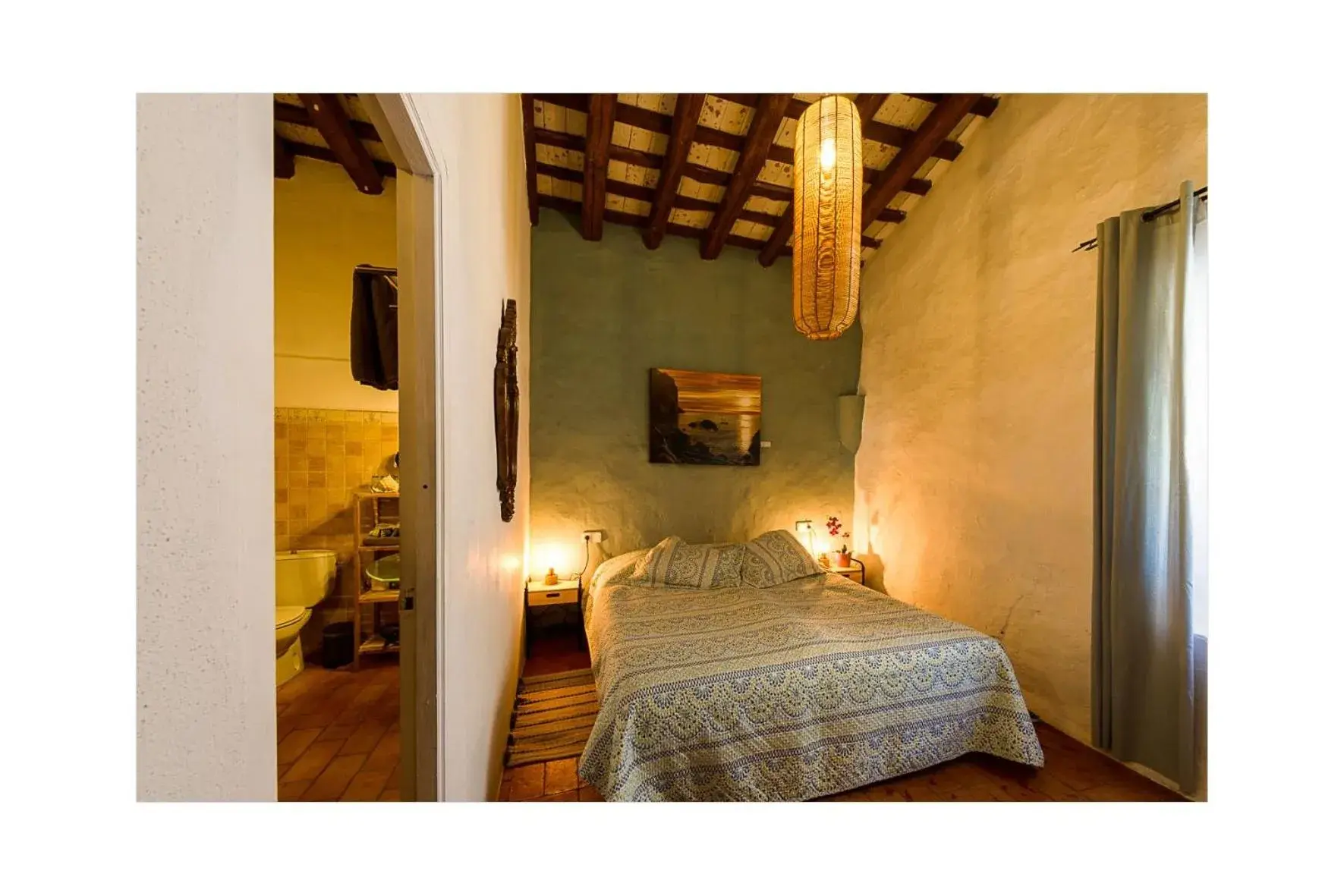 Double Room with Private Bathroom in Mas Del Llop Blanc - Dog friendly Hostal Rural - B&B Double Room with Private Bathroom in Mas Del Llop Blanc - Dog friendly Hostal Rural - B&B