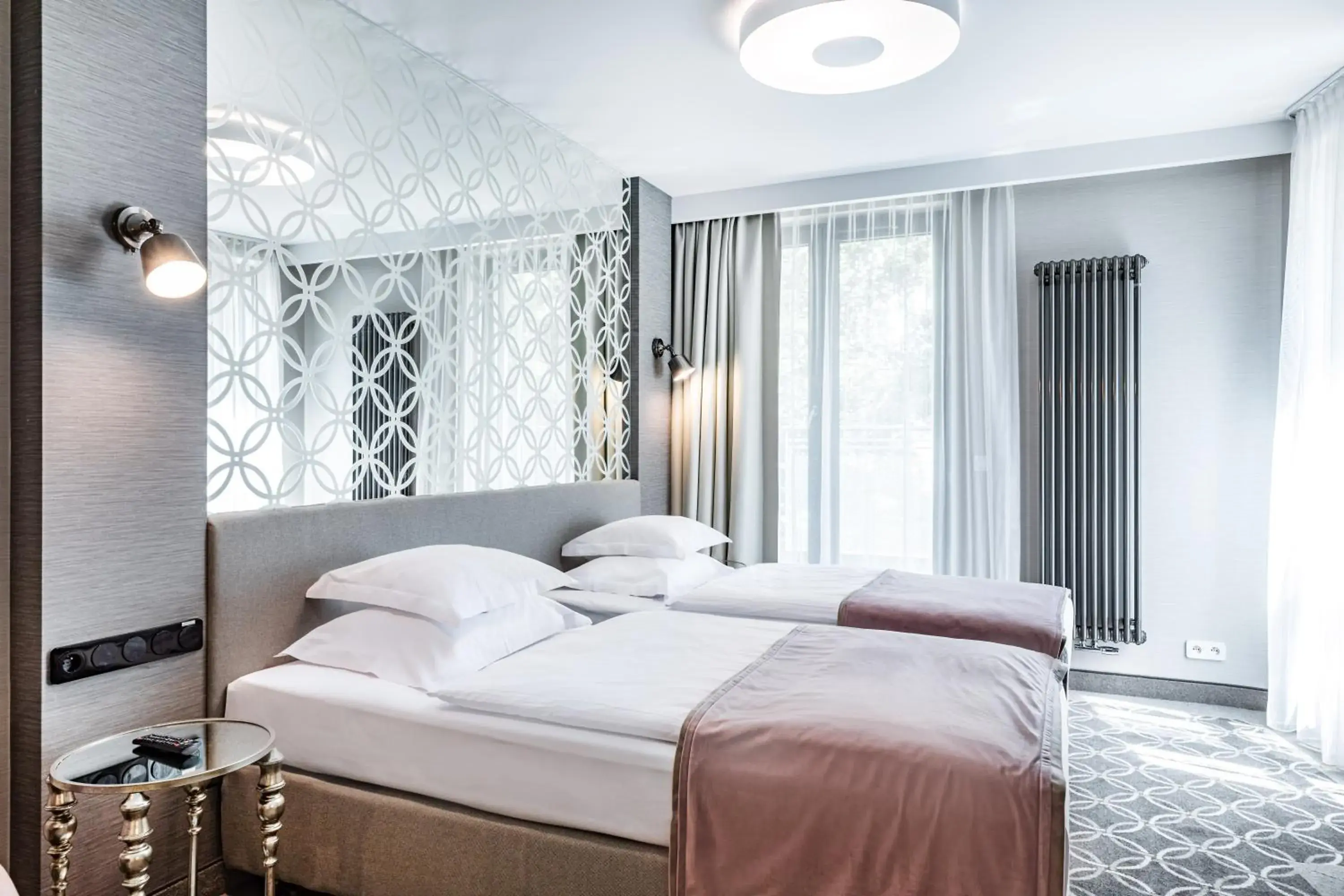 Double Room - single occupancy in Hotel Traugutta3 Double Room - single occupancy in Hotel Traugutta3