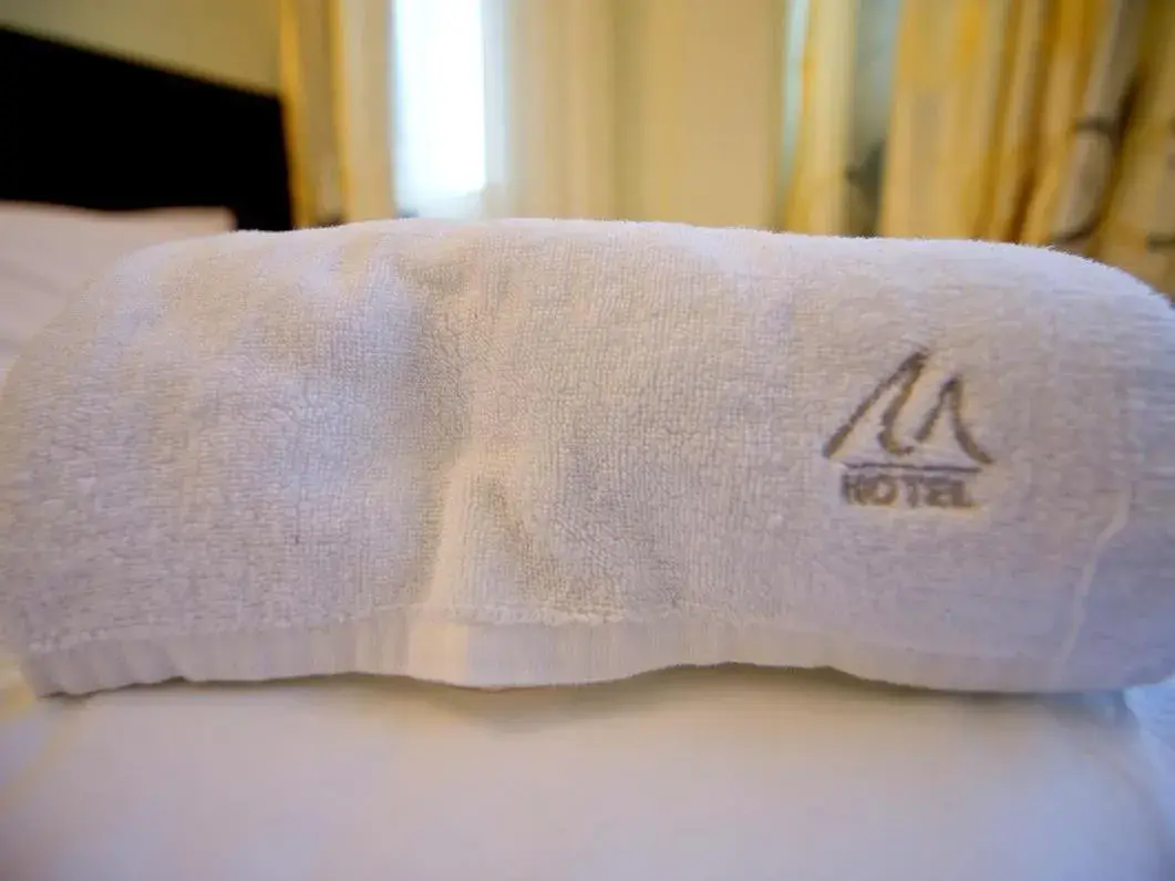 Standard Twin Room in Hotel Bintang Indah Standard Twin Room in Hotel Bintang Indah