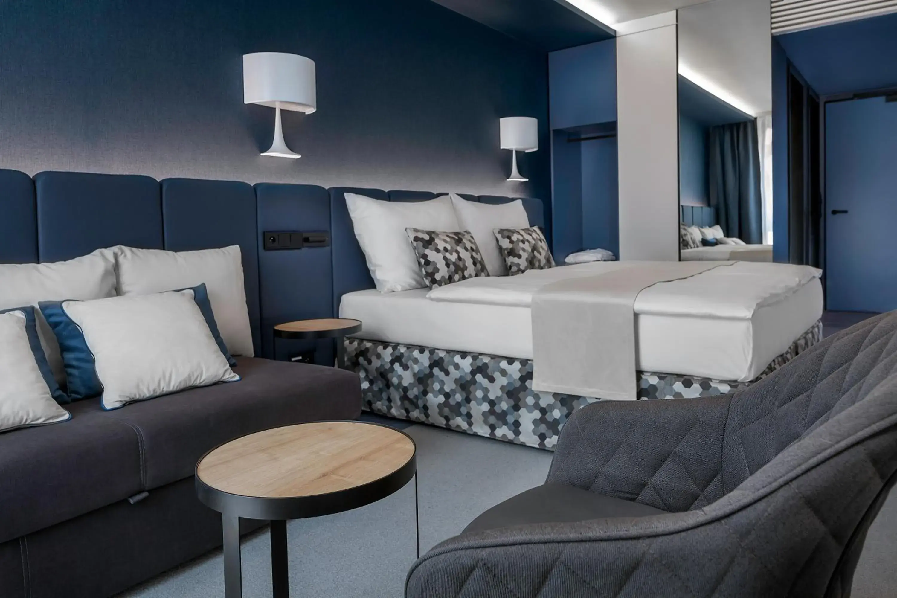 Deluxe Room in Urban Creme Deluxe Room in Urban Creme