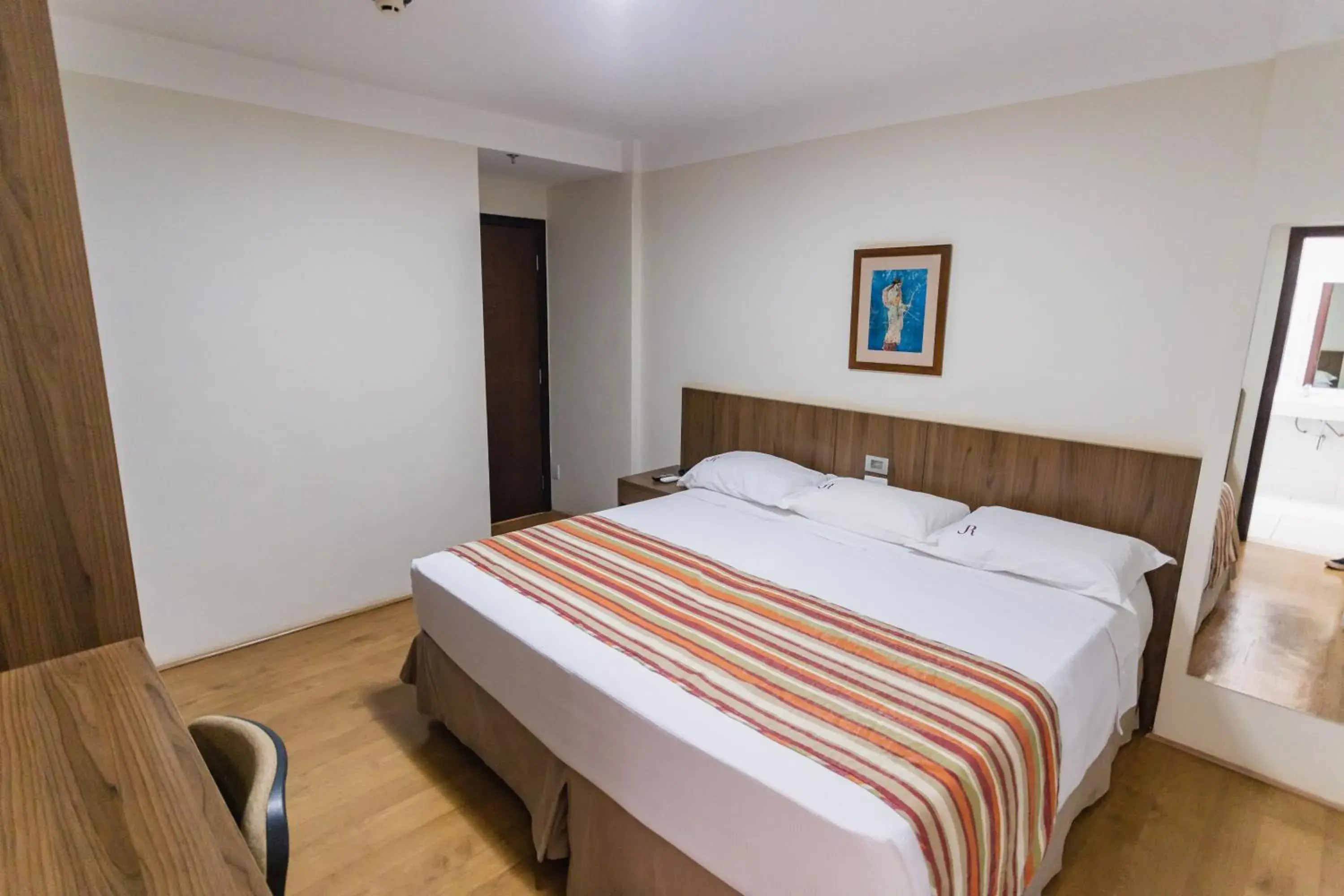 Superior King Room - single occupancy in JR Hotel Ribeirão Preto Superior King Room - single occupancy in JR Hotel Ribeirão Preto