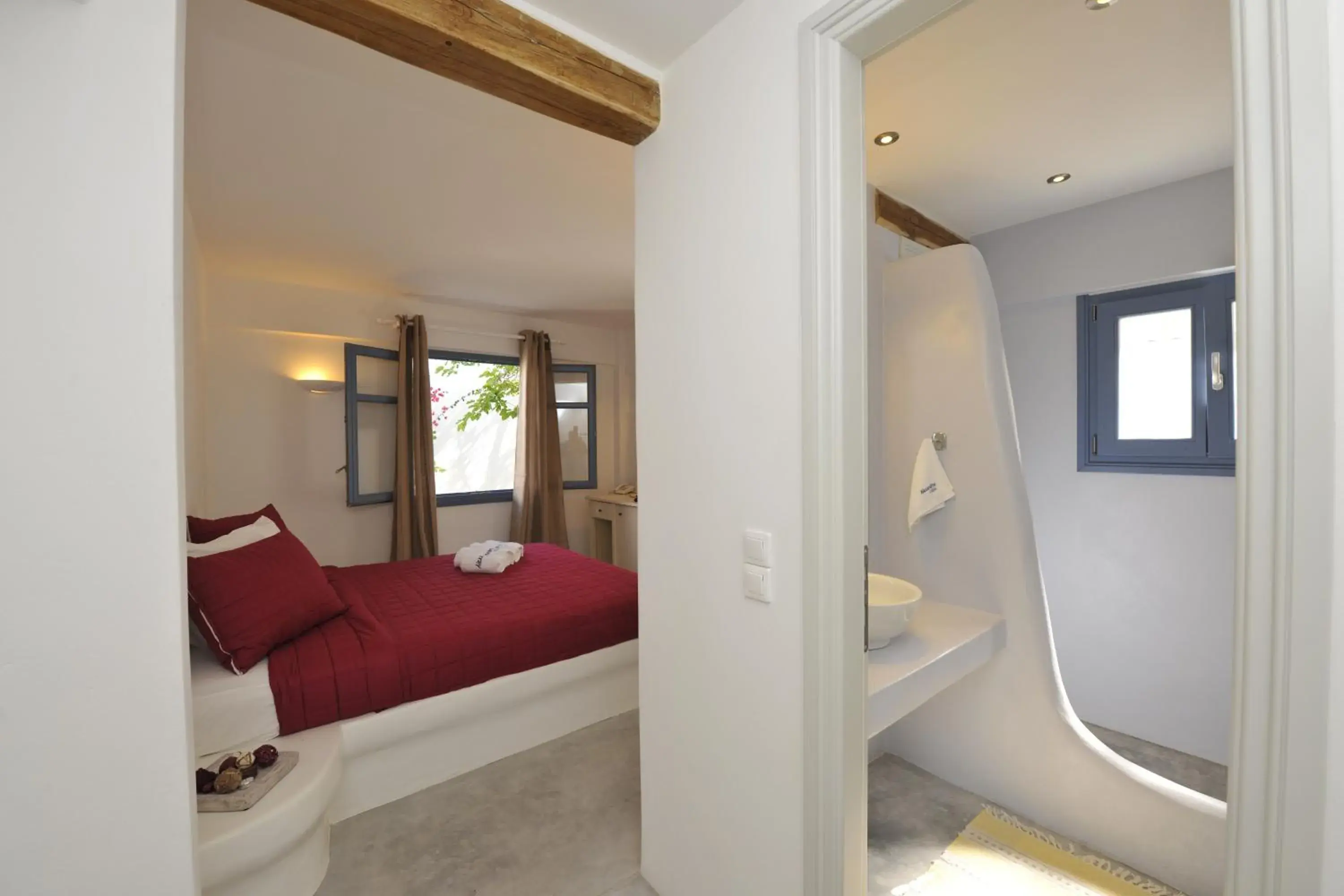 Double or Twin Room in Alexandros Studios Double or Twin Room in Alexandros Studios