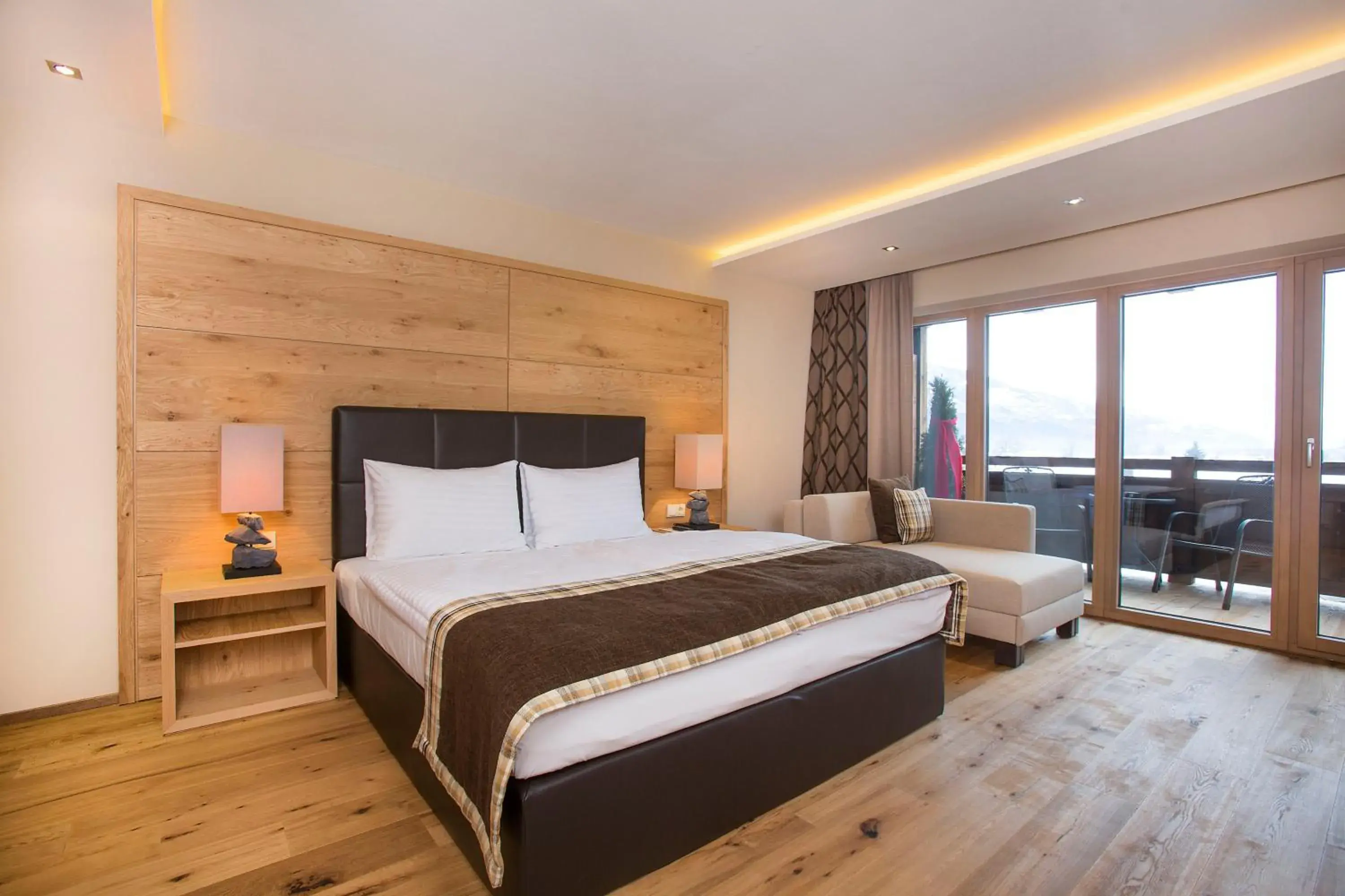 Deluxe Double Room with Balcony in Das gemütliche Dorfhotel Kaltenhauser Deluxe Double Room with Balcony in Das gemütliche Dorfhotel Kaltenhauser