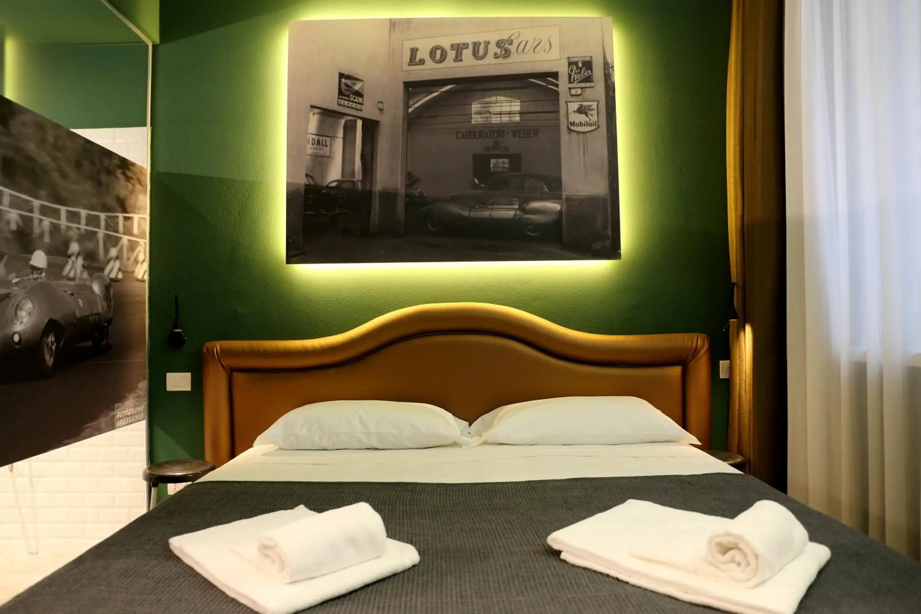 Deluxe Double Room in OFFICINA TESINI Guest Rooms Verona Deluxe Double Room in OFFICINA TESINI Guest Rooms Verona