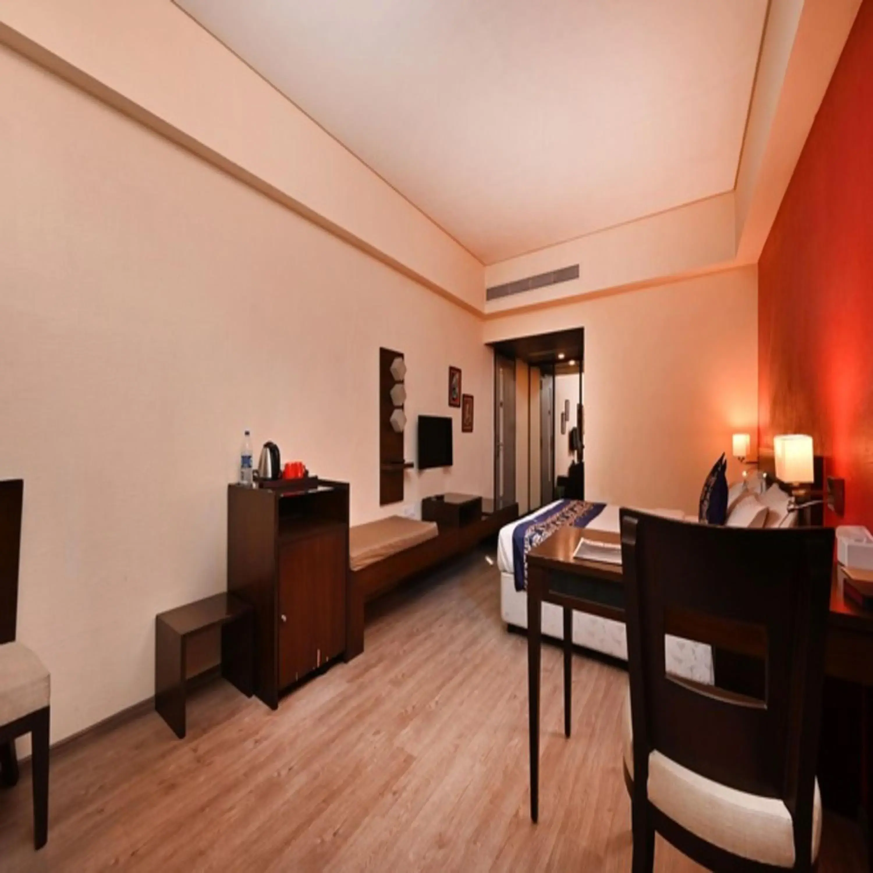 Superior Queen Room in The Legend Hotel- Santacruz Near Mumbai International Airport Superior Queen Room in The Legend Hotel- Santacruz Near Mumbai International Airport