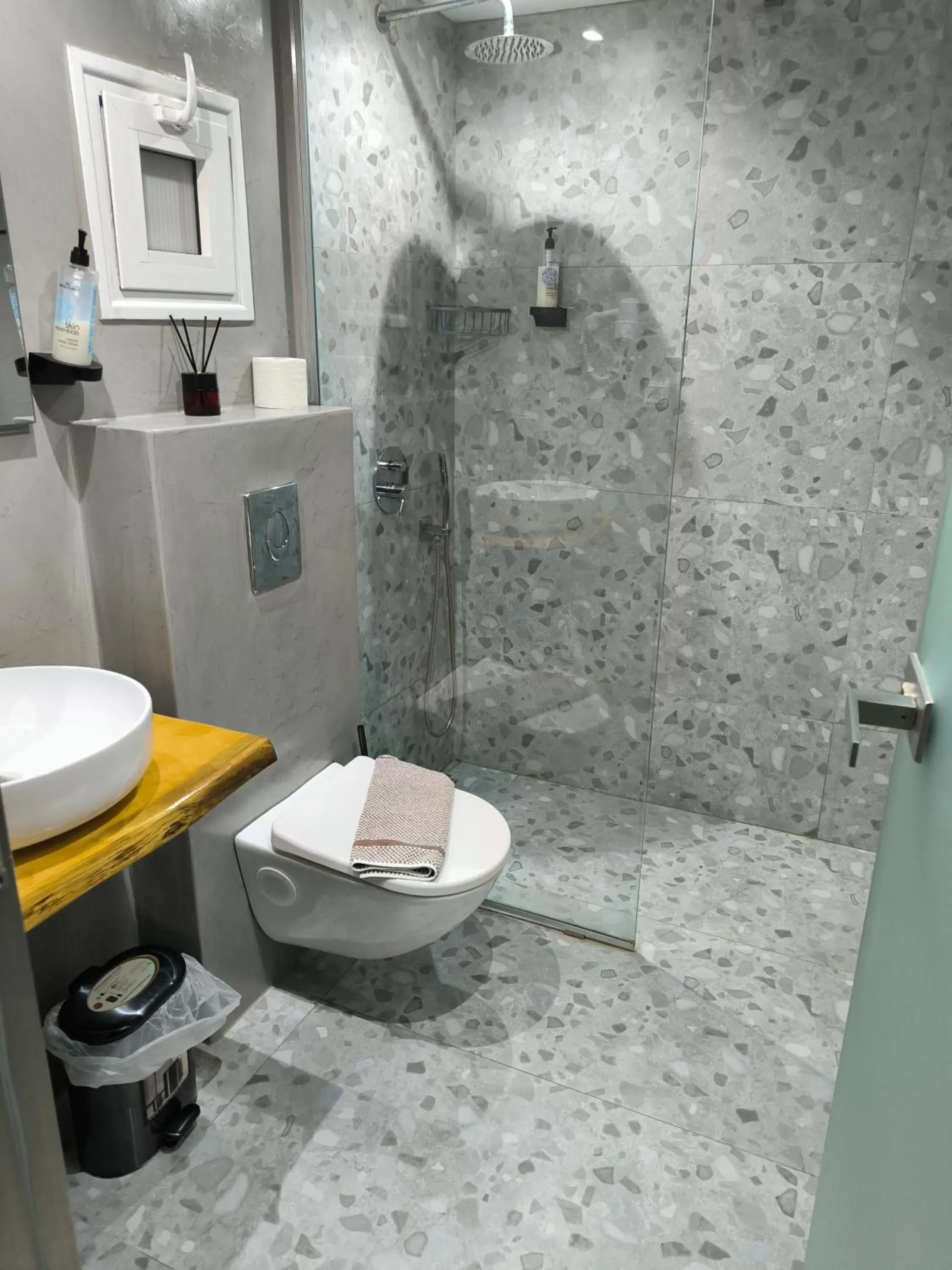 Triple Room with Side Sea View in Hotel Almira Triple Room with Side Sea View in Hotel Almira