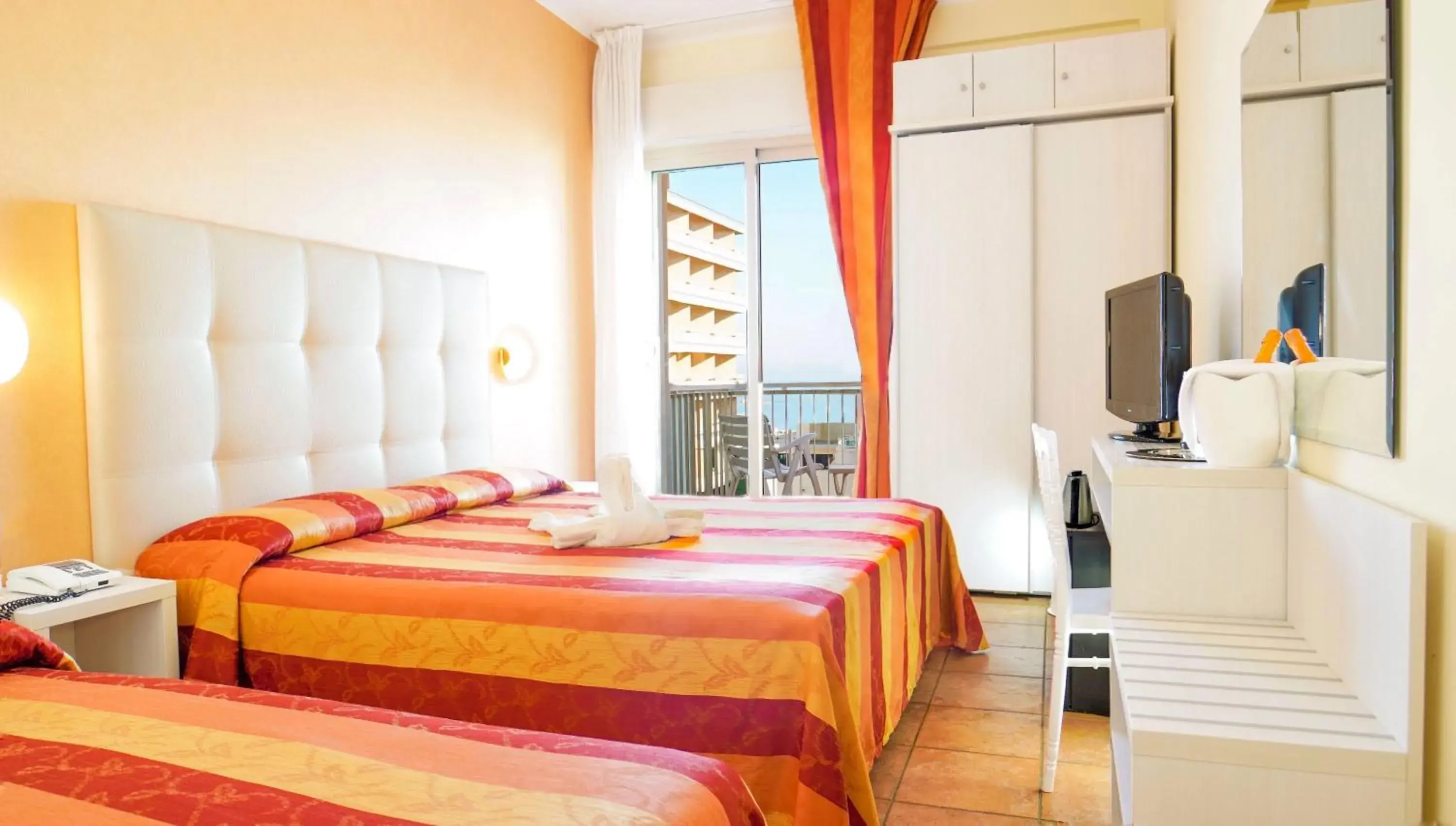 Superior Double or Twin Room - single occupancy in Hotel Tridentum Superior Double or Twin Room - single occupancy in Hotel Tridentum