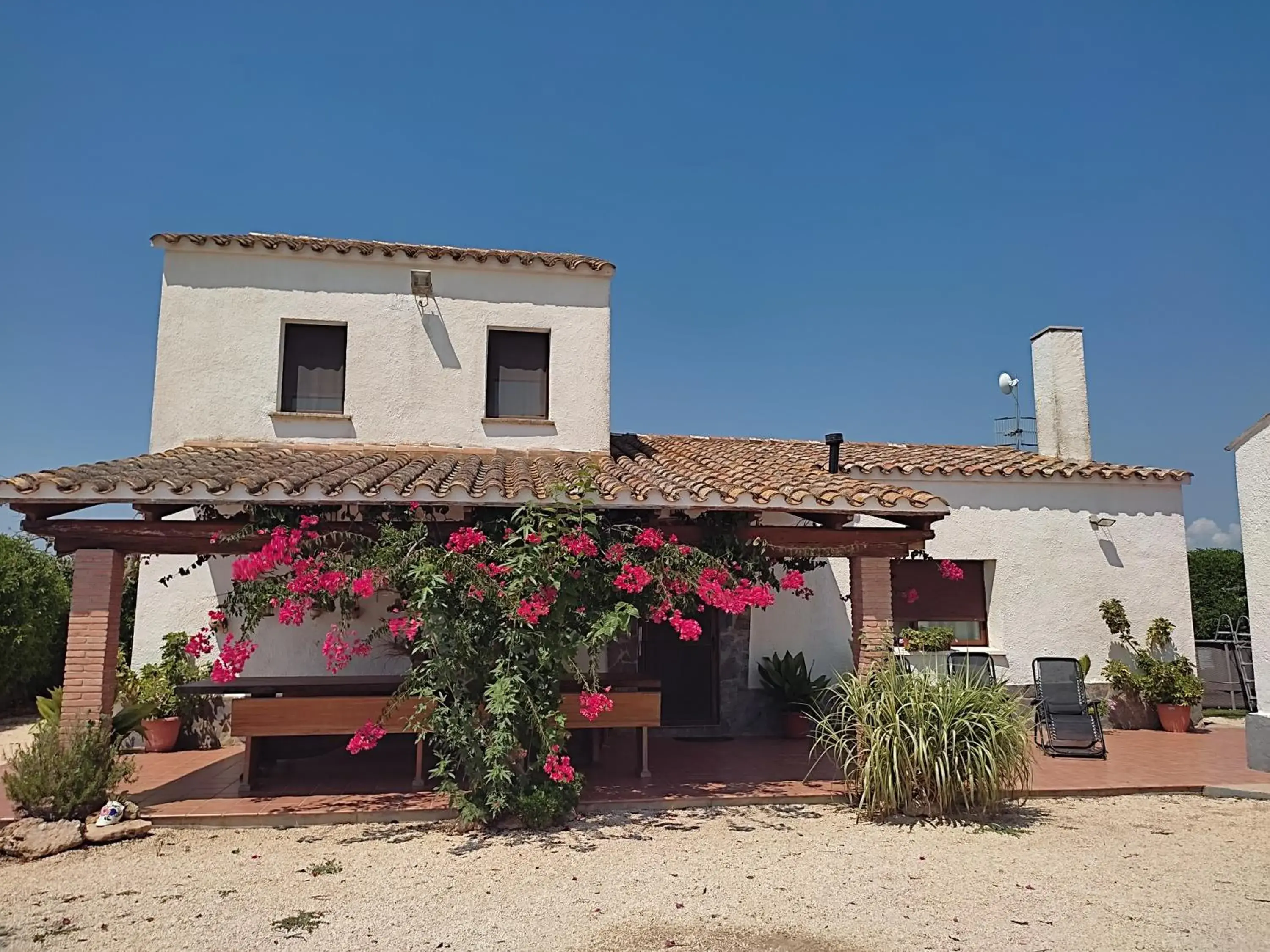 Property Building in Casa Rue Property Building in Casa Rue