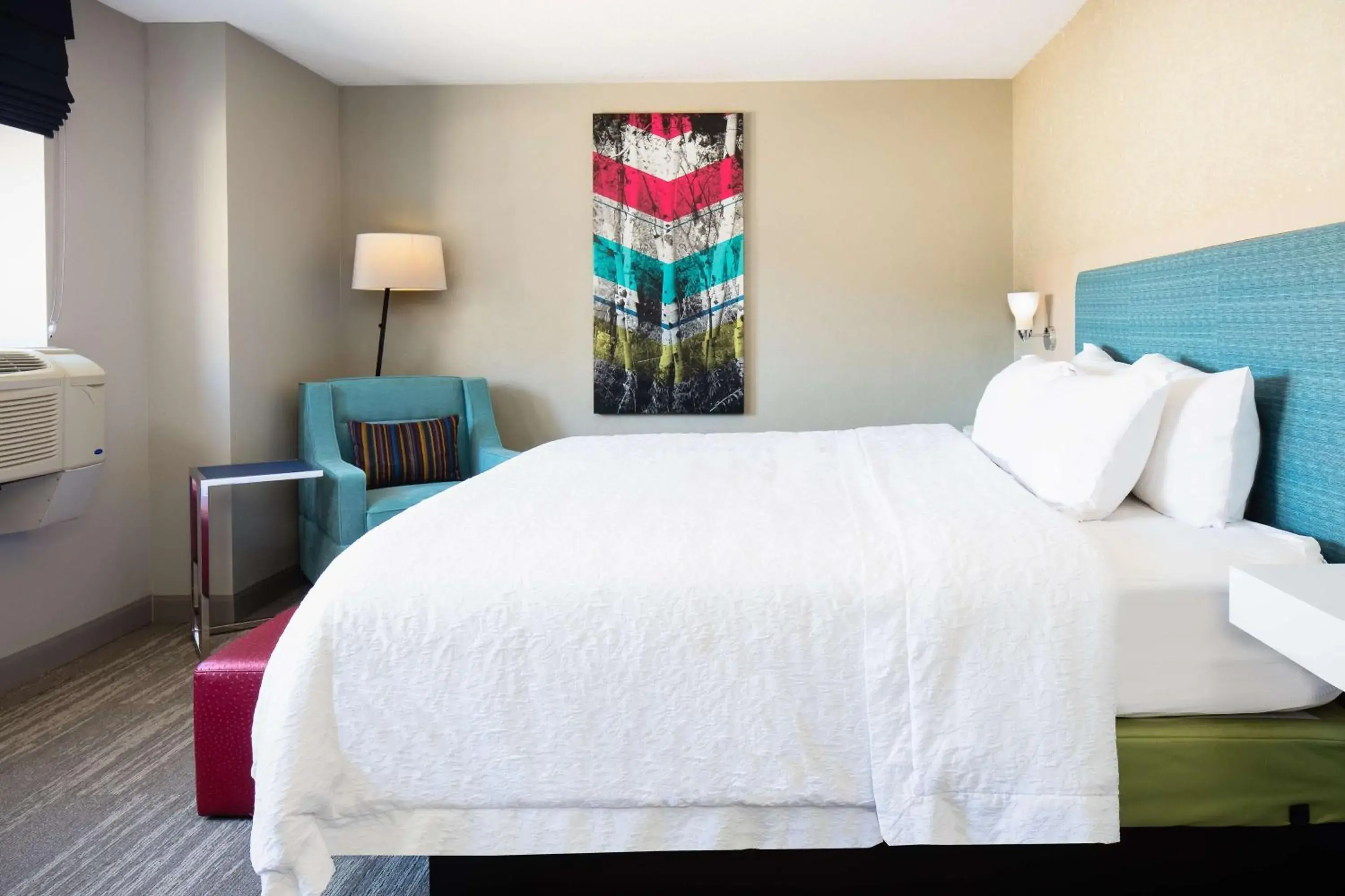 King Room with King Bed - Non-Smoking in Hampton Inn Freeport King Room with King Bed - Non-Smoking in Hampton Inn Freeport